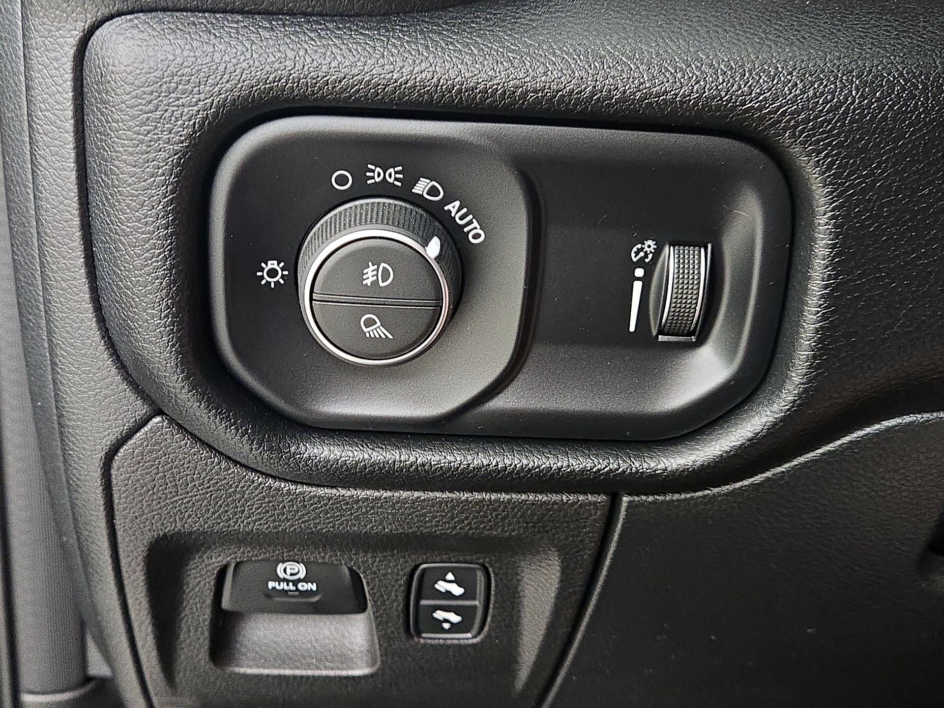 Thumbnail: 2022 RAM 1500 - 13