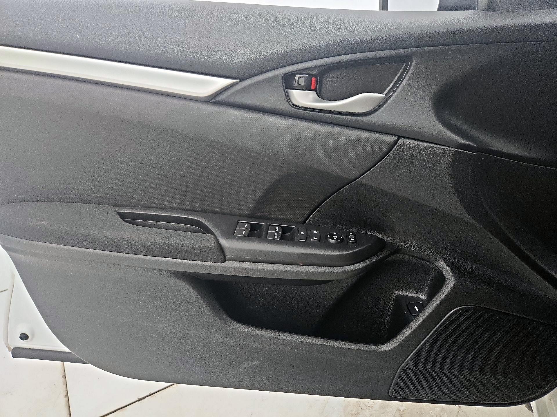 Thumbnail: 2019 Honda Civic - 12
