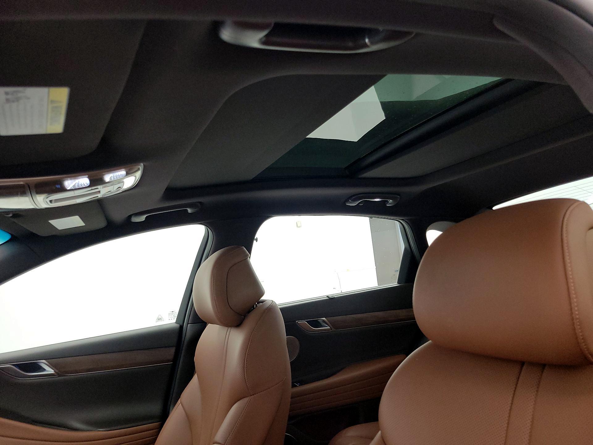 Thumbnail: 2023 Genesis G80 - 20