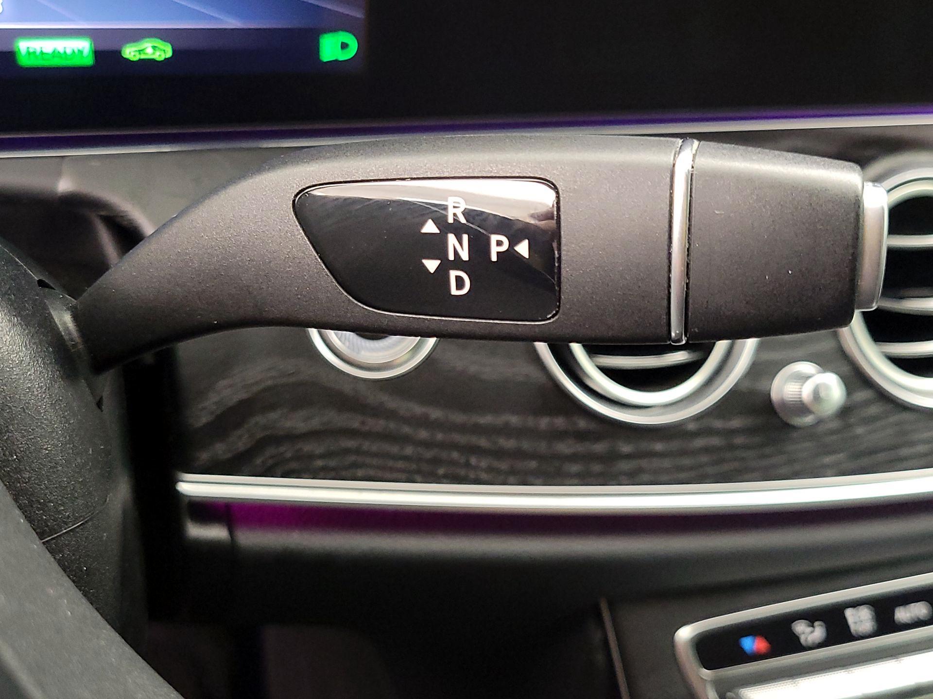 Thumbnail: 2019 Mercedes-Benz E-Class - 18