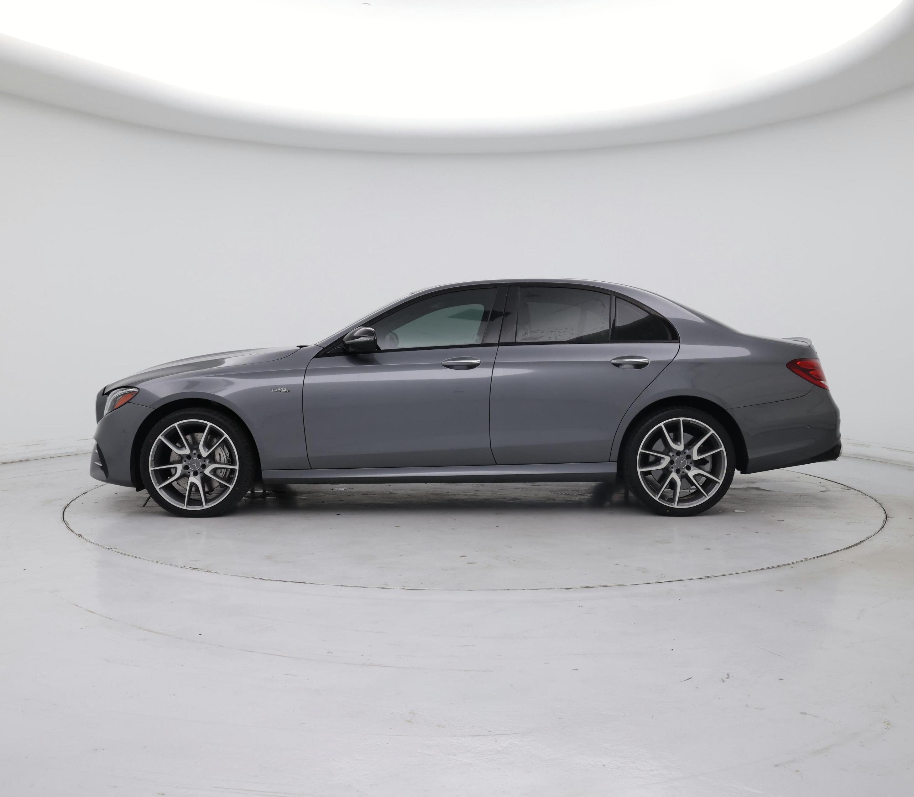Thumbnail: 2019 Mercedes-Benz E-Class - 3