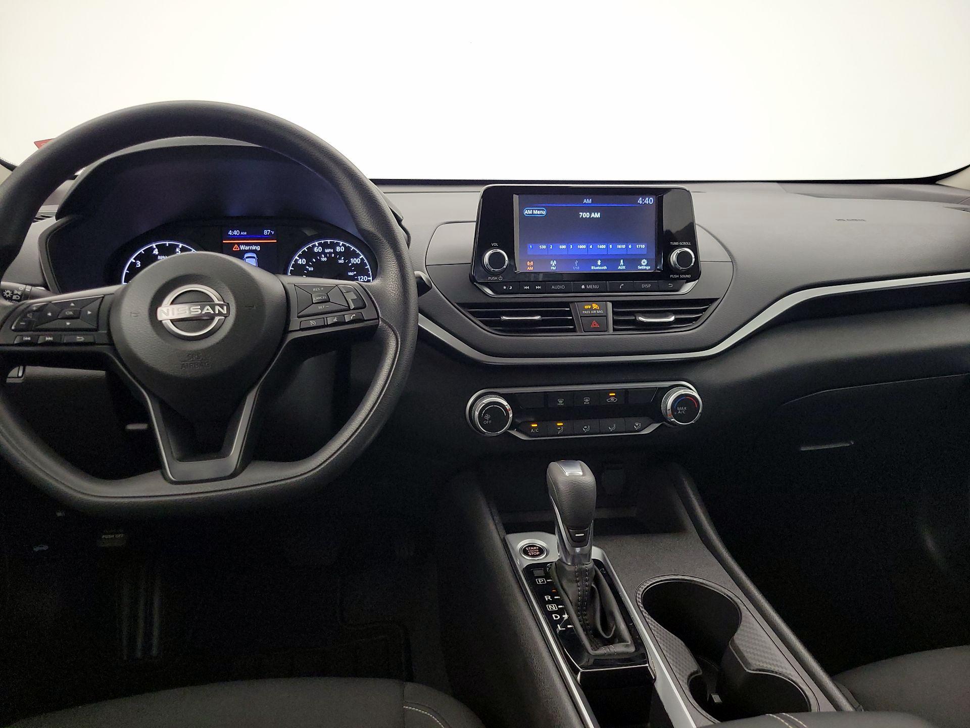 Thumbnail: 2023 Nissan Altima - 9
