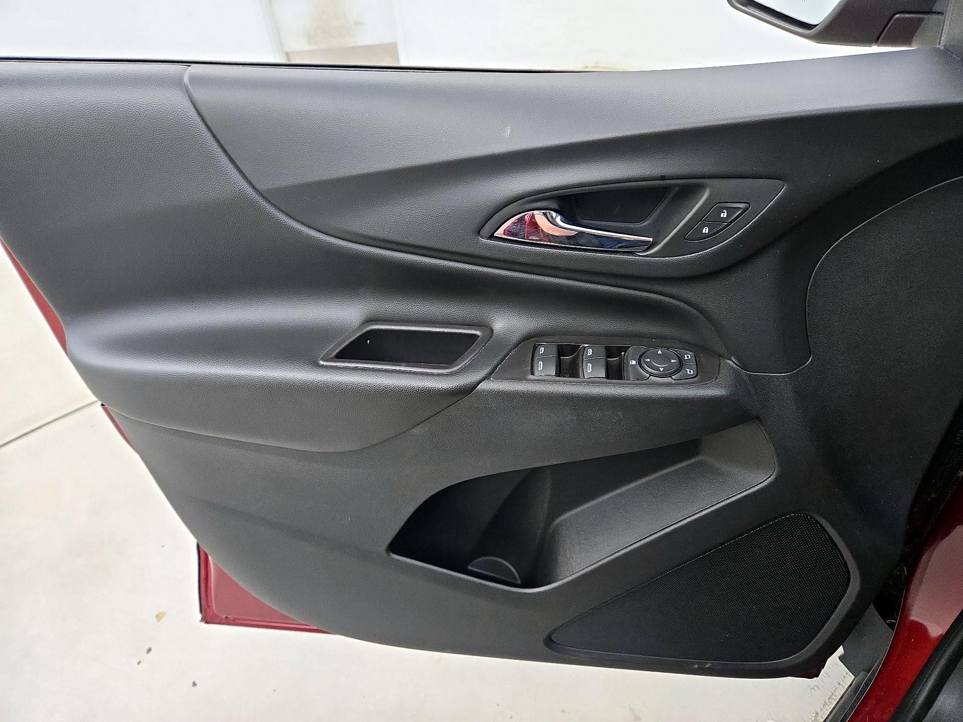 Thumbnail: 2020 Chevrolet Equinox - 12