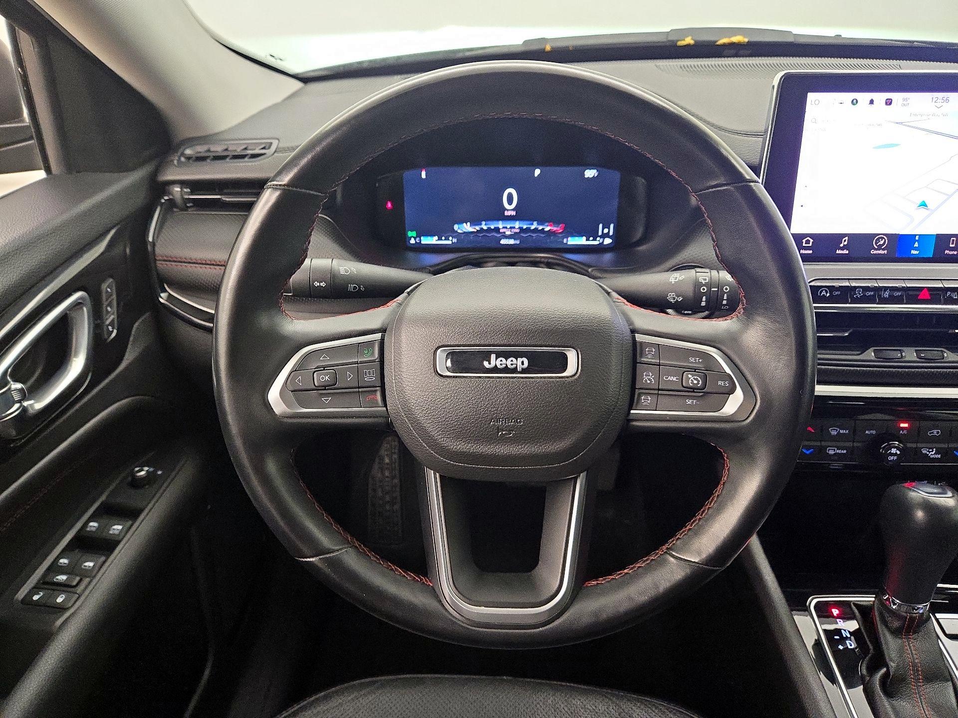 Thumbnail: 2022 Jeep Compass - 10