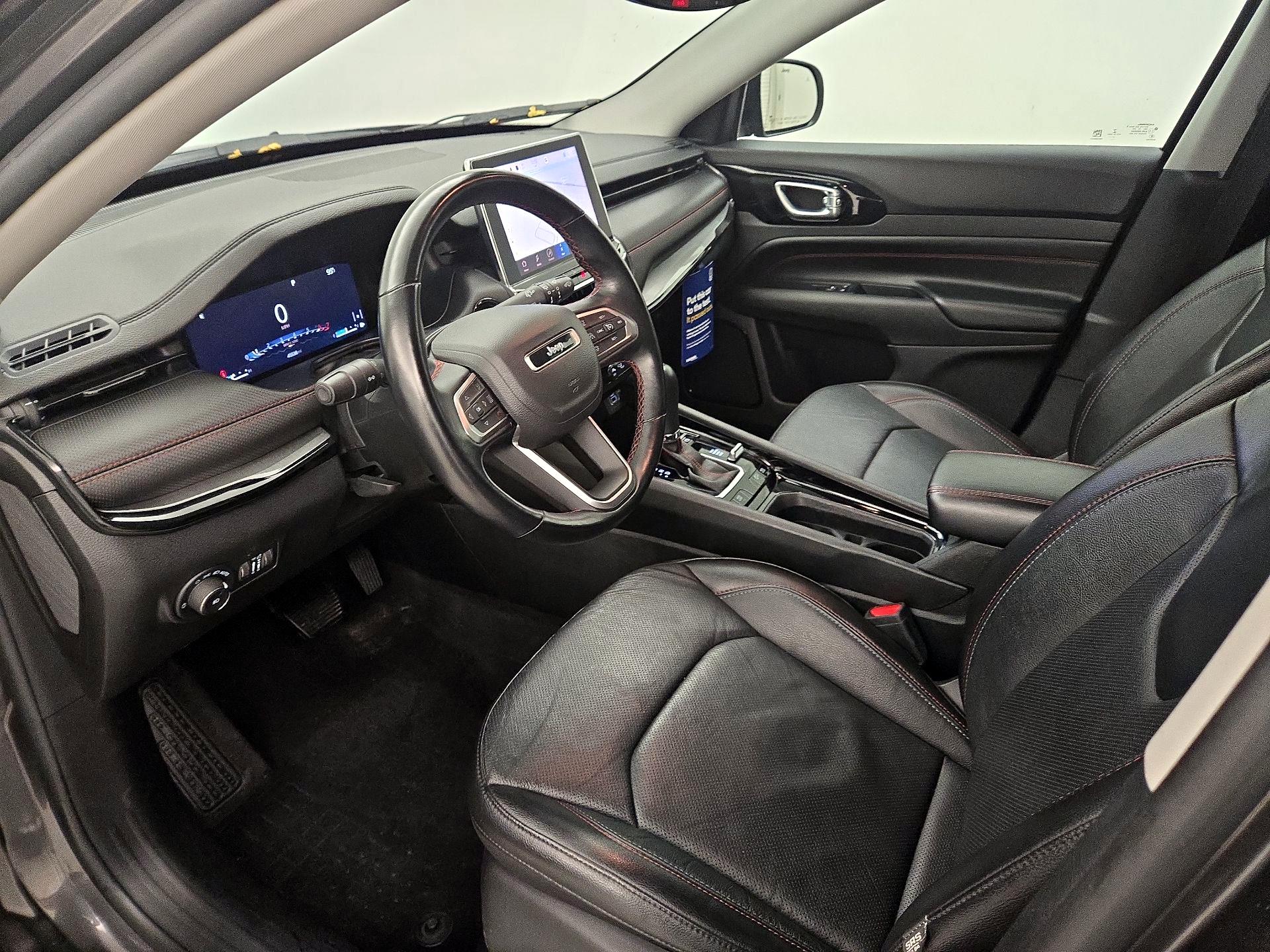 Thumbnail: 2022 Jeep Compass - 11