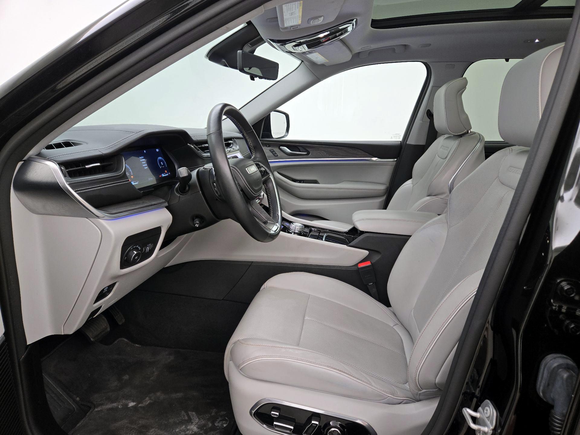 Thumbnail: 2022 Jeep Grand Cherokee L - 11