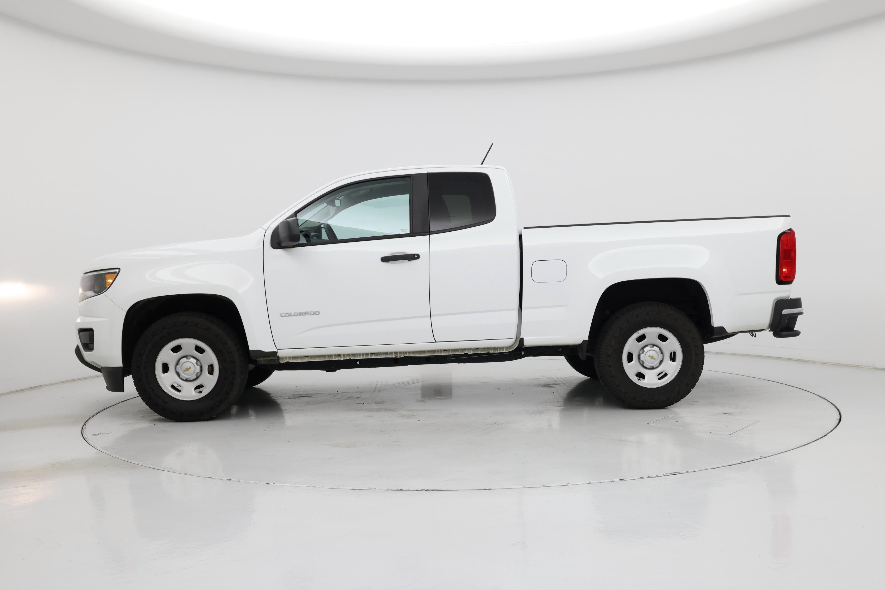 Thumbnail: 2020 Chevrolet Colorado - 3