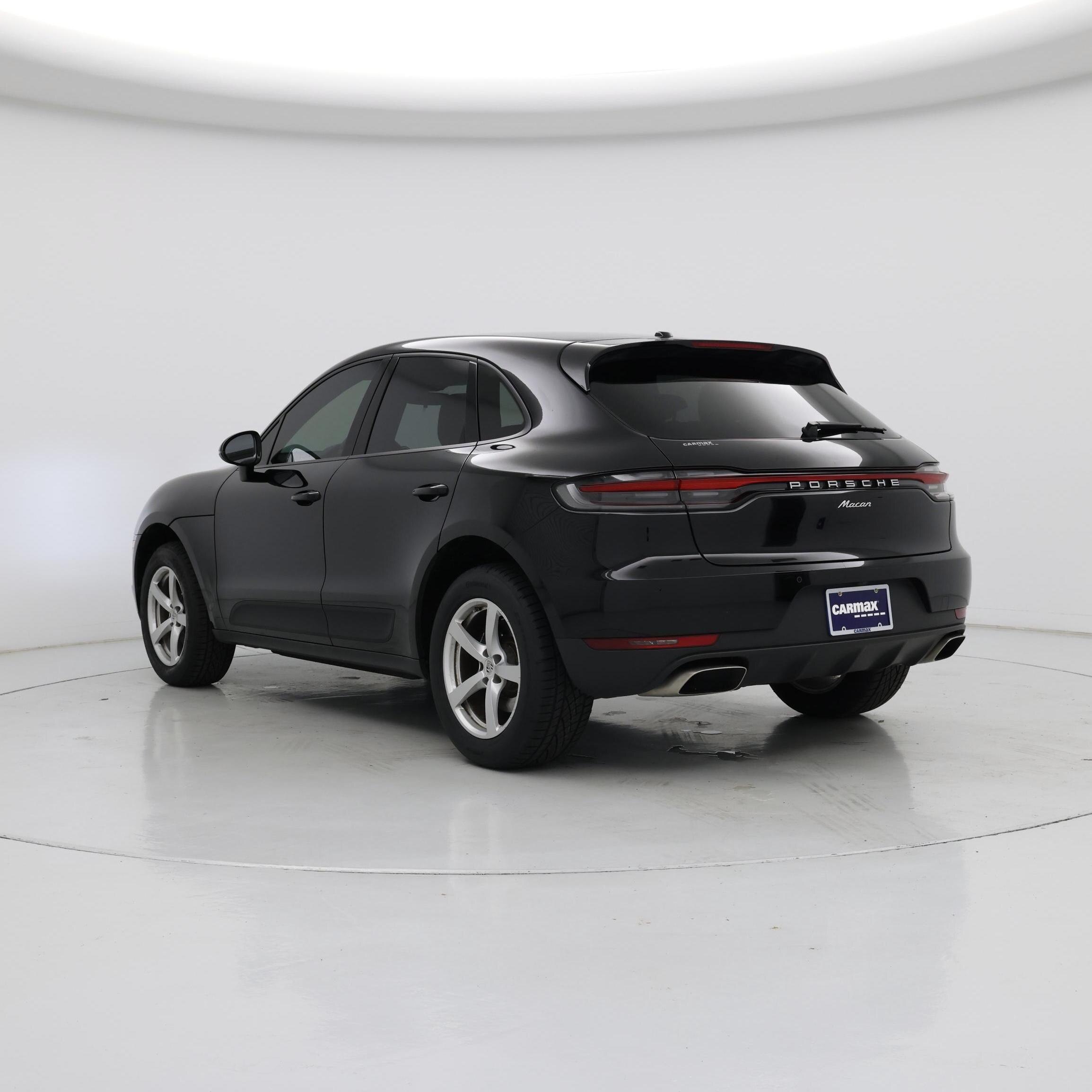 Thumbnail: 2020 Porsche Macan - 2