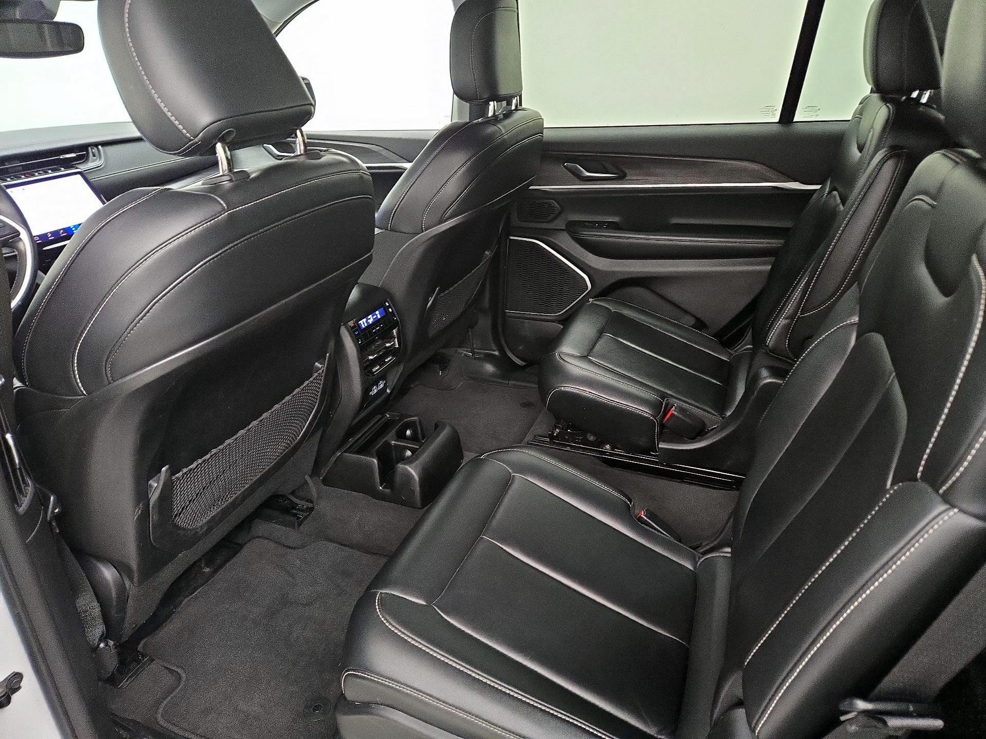 Thumbnail: 2021 Jeep Grand Cherokee L - 20