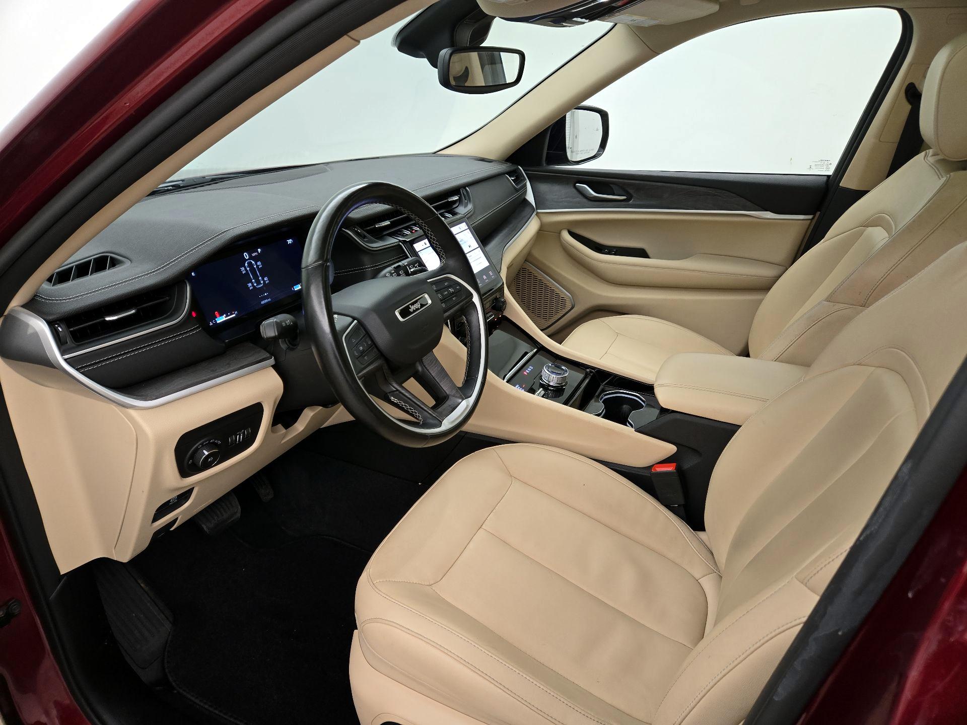 Thumbnail: 2022 Jeep Grand Cherokee L - 11