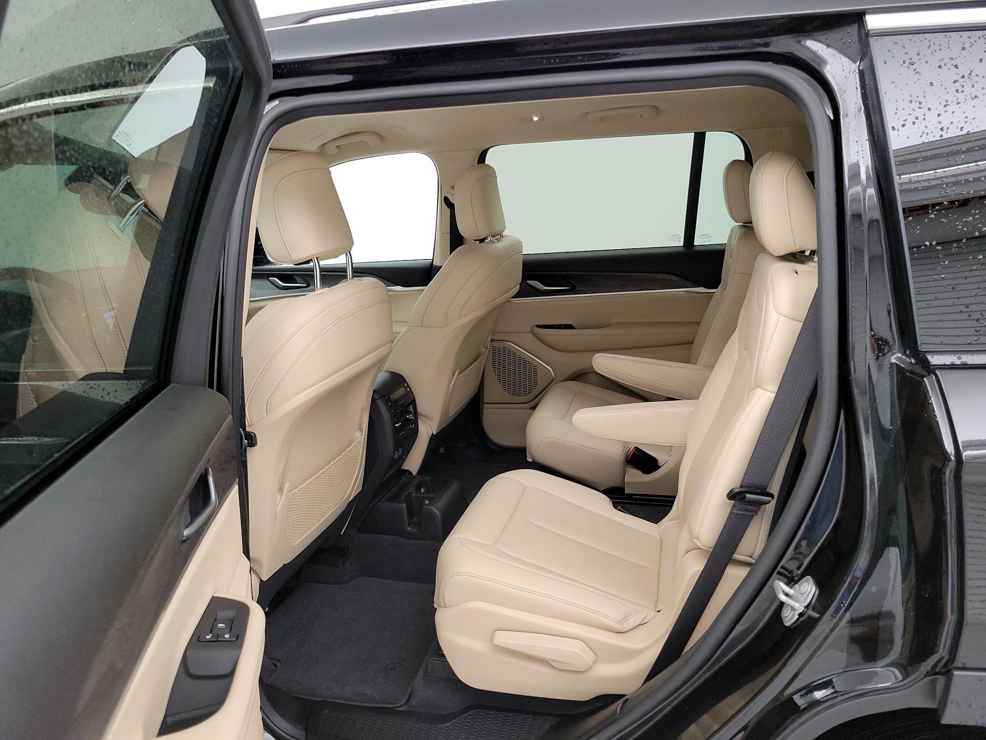 Thumbnail: 2021 Jeep Grand Cherokee L - 19