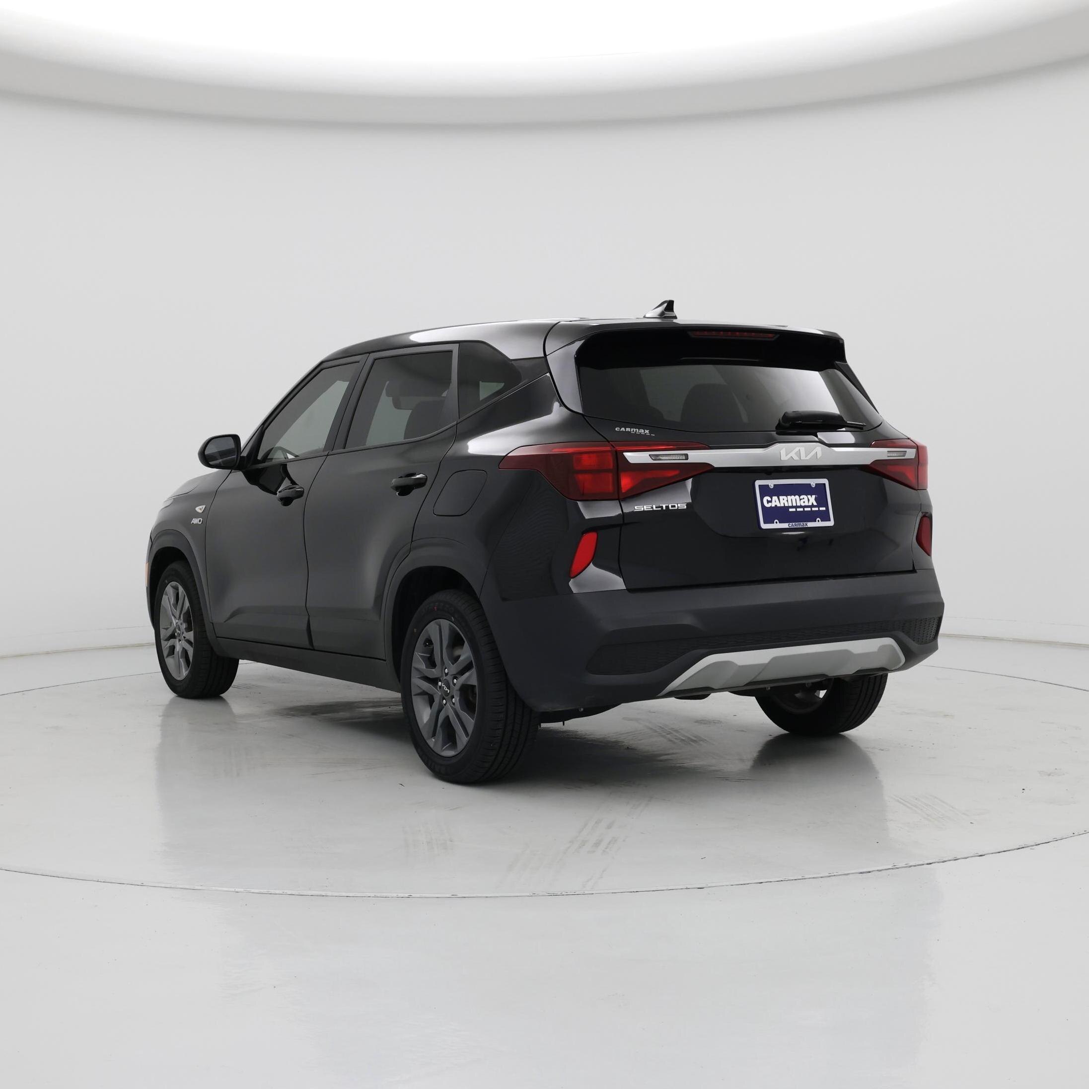 Thumbnail: 2022 Kia Seltos - 2
