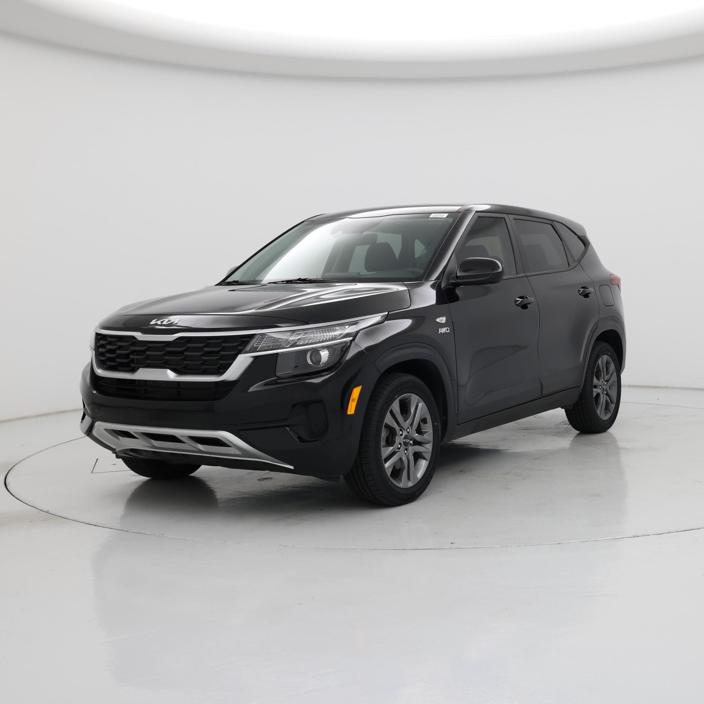 Thumbnail: 2022 Kia Seltos - 4
