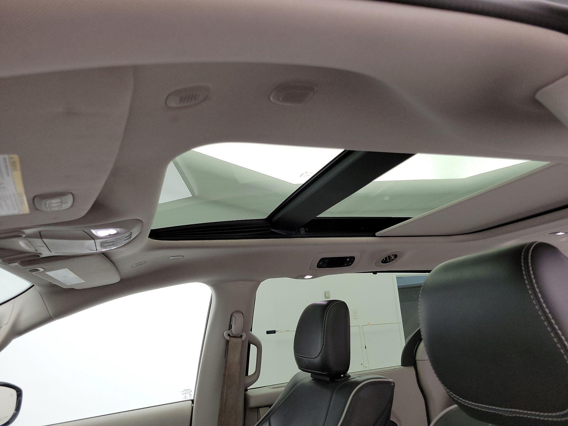Thumbnail: 2021 Chrysler Pacifica - 20