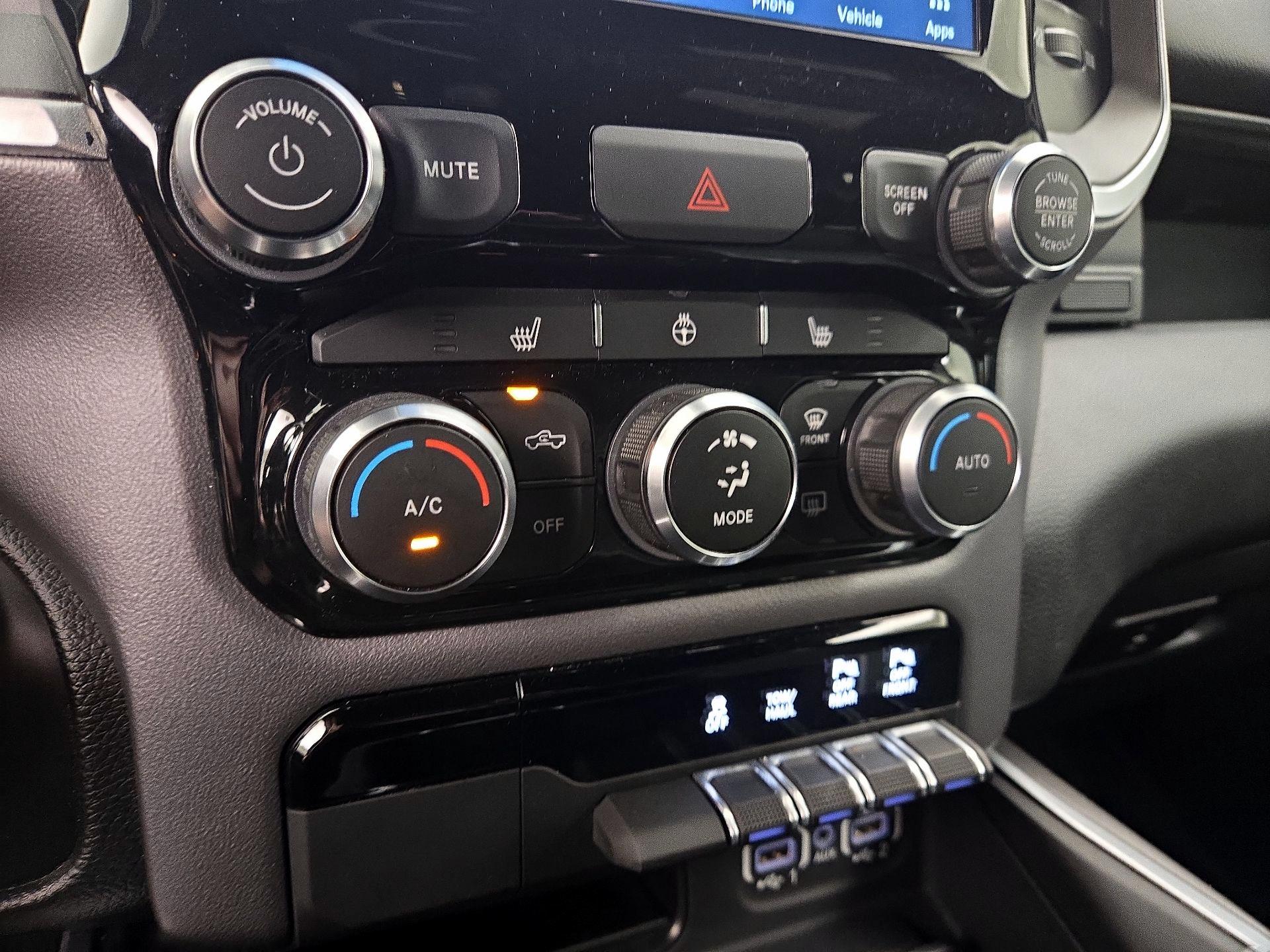 Thumbnail: 2022 RAM 1500 - 17
