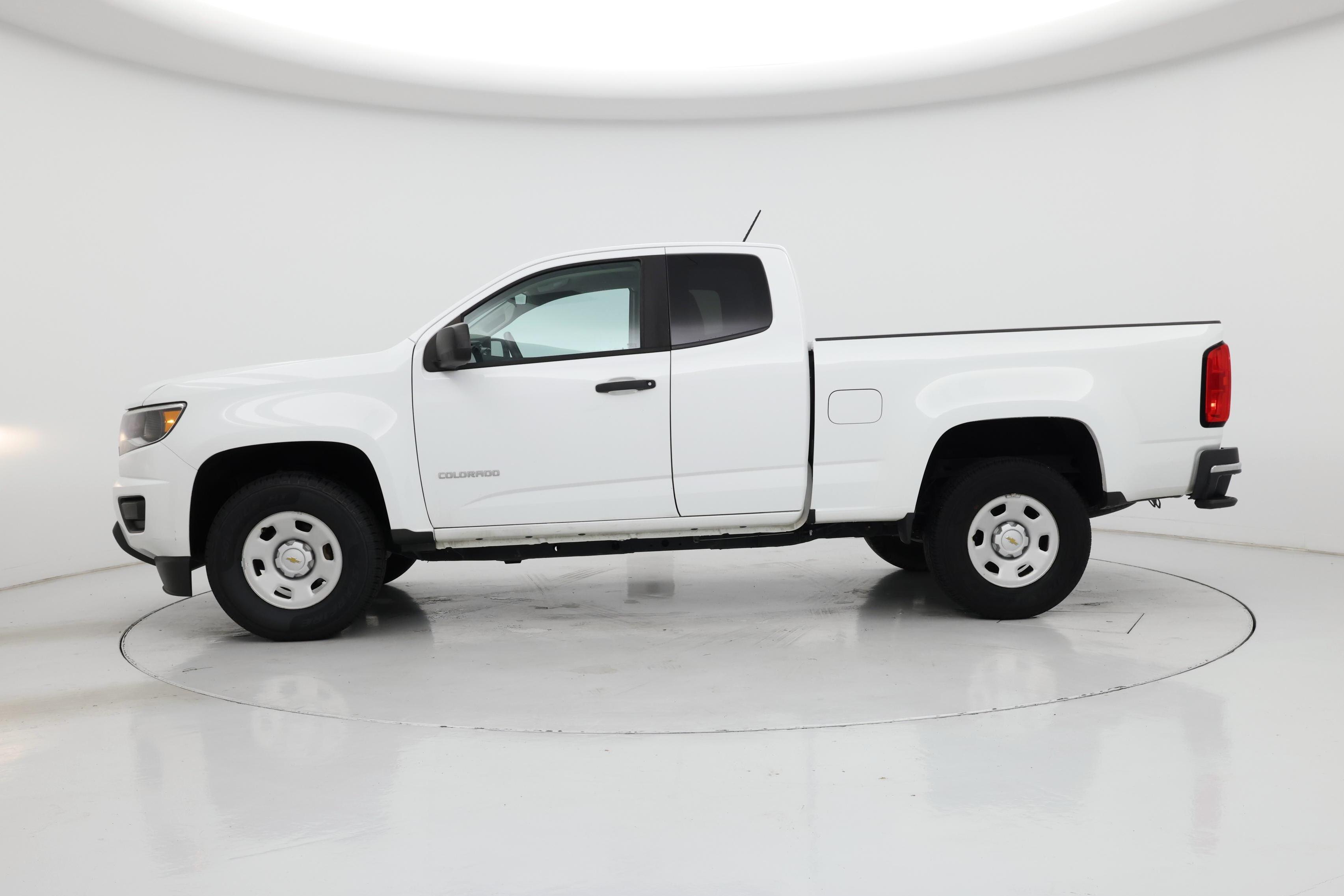 Thumbnail: 2020 Chevrolet Colorado - 3