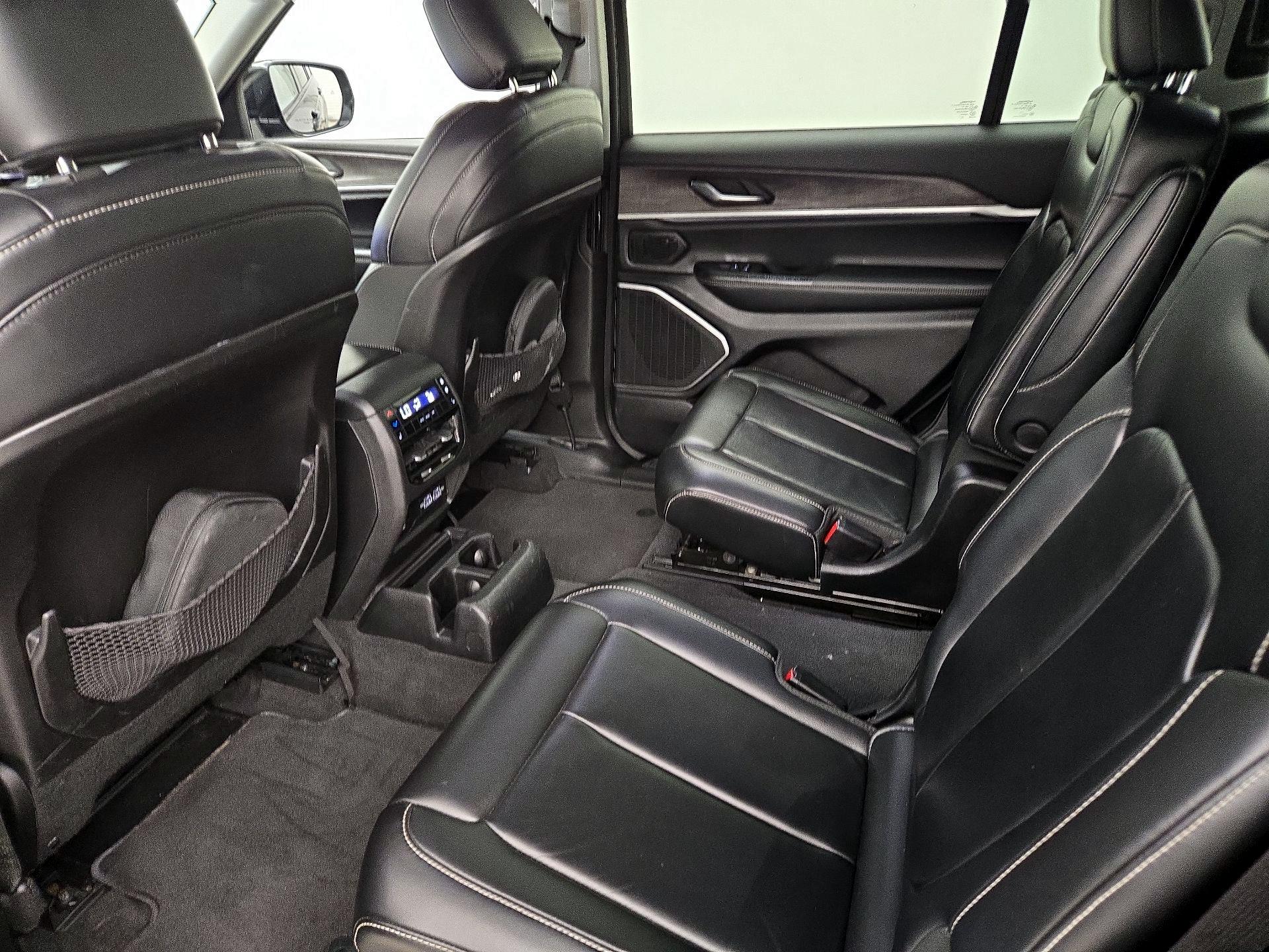 Thumbnail: 2021 Jeep Grand Cherokee L - 20