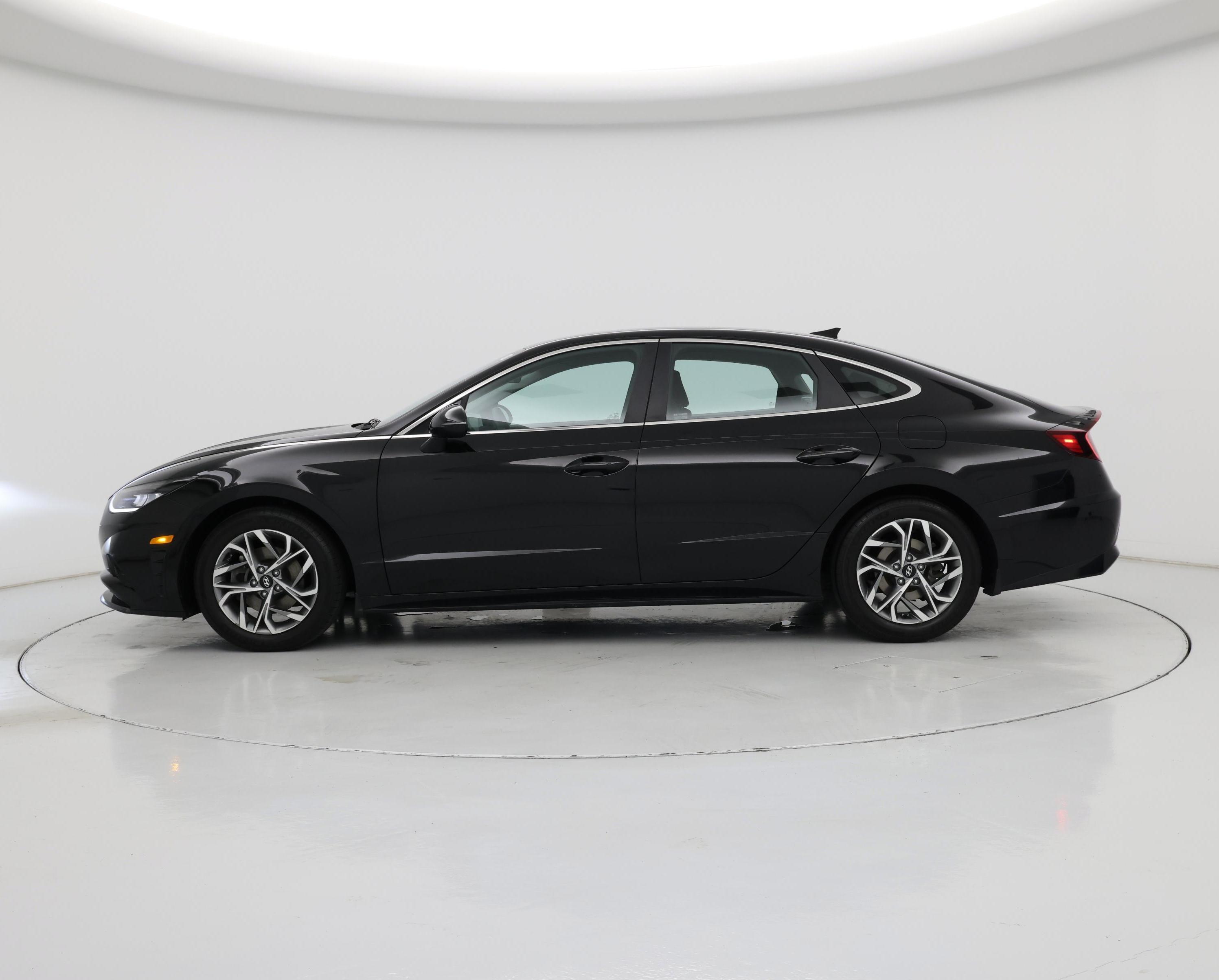 Thumbnail: 2022 Hyundai Sonata - 3