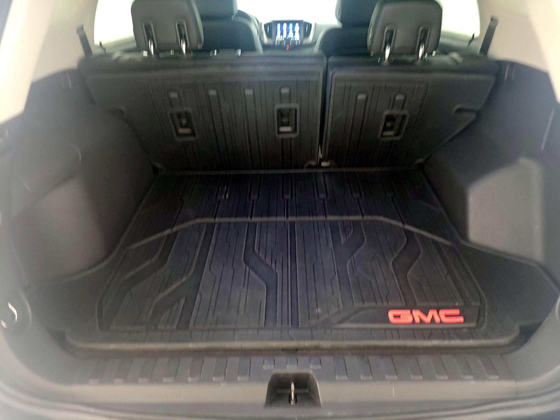 Thumbnail: 2020 GMC Terrain - 18