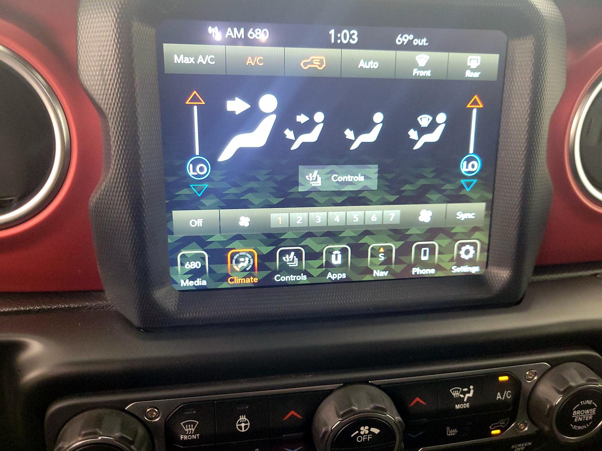 Thumbnail: 2021 Jeep Wrangler - 14