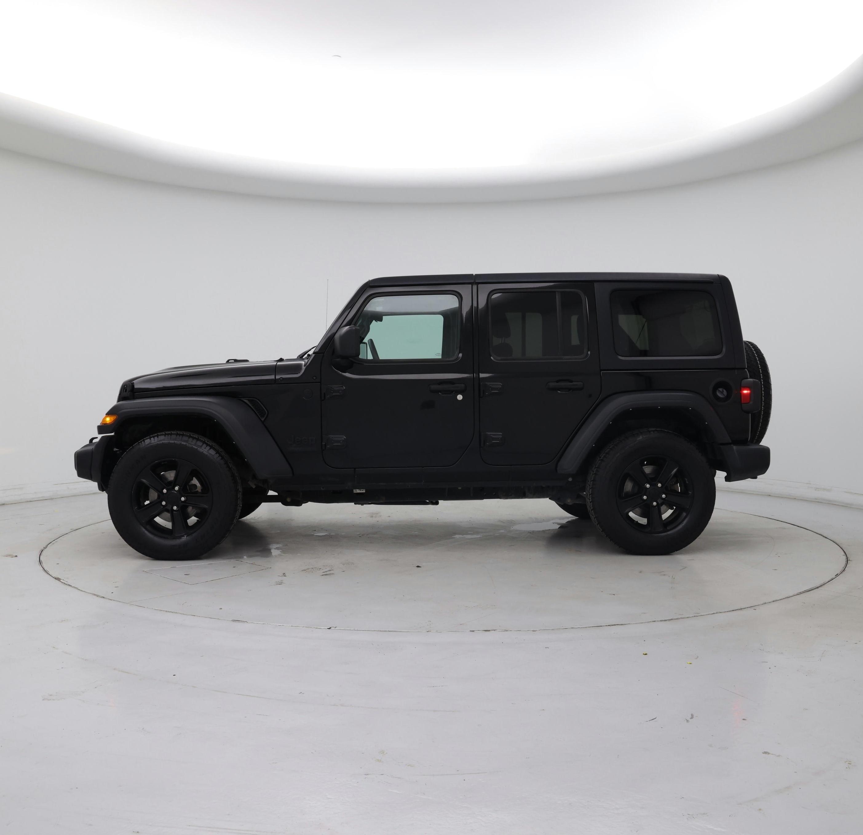 Thumbnail: 2021 Jeep Wrangler - 3