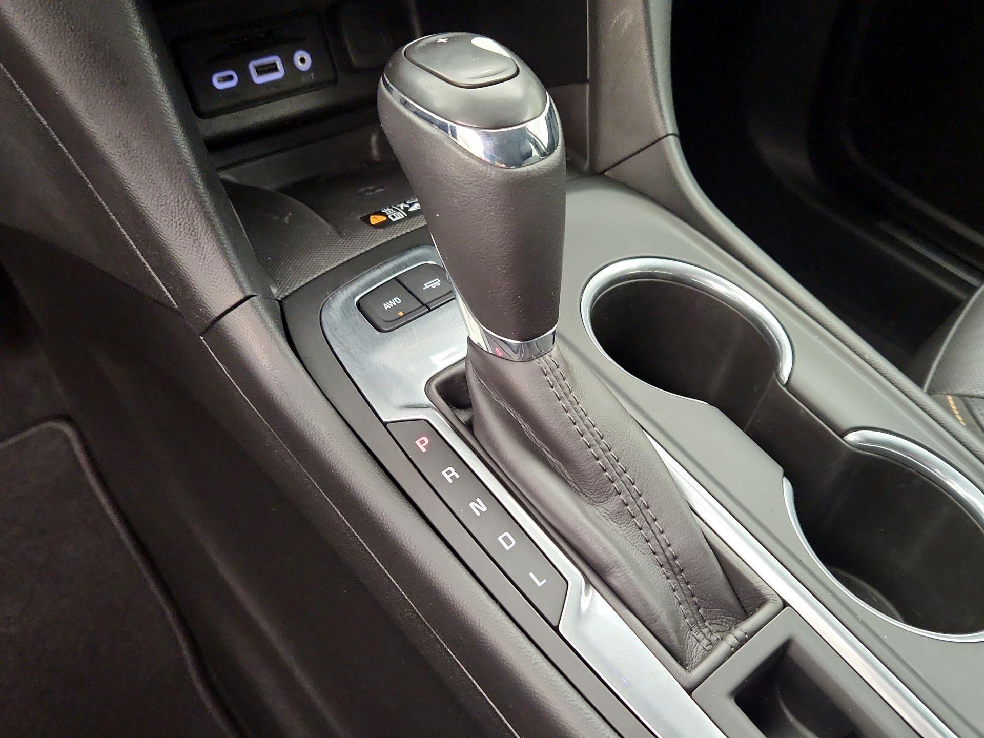 Thumbnail: 2019 Chevrolet Equinox - 17