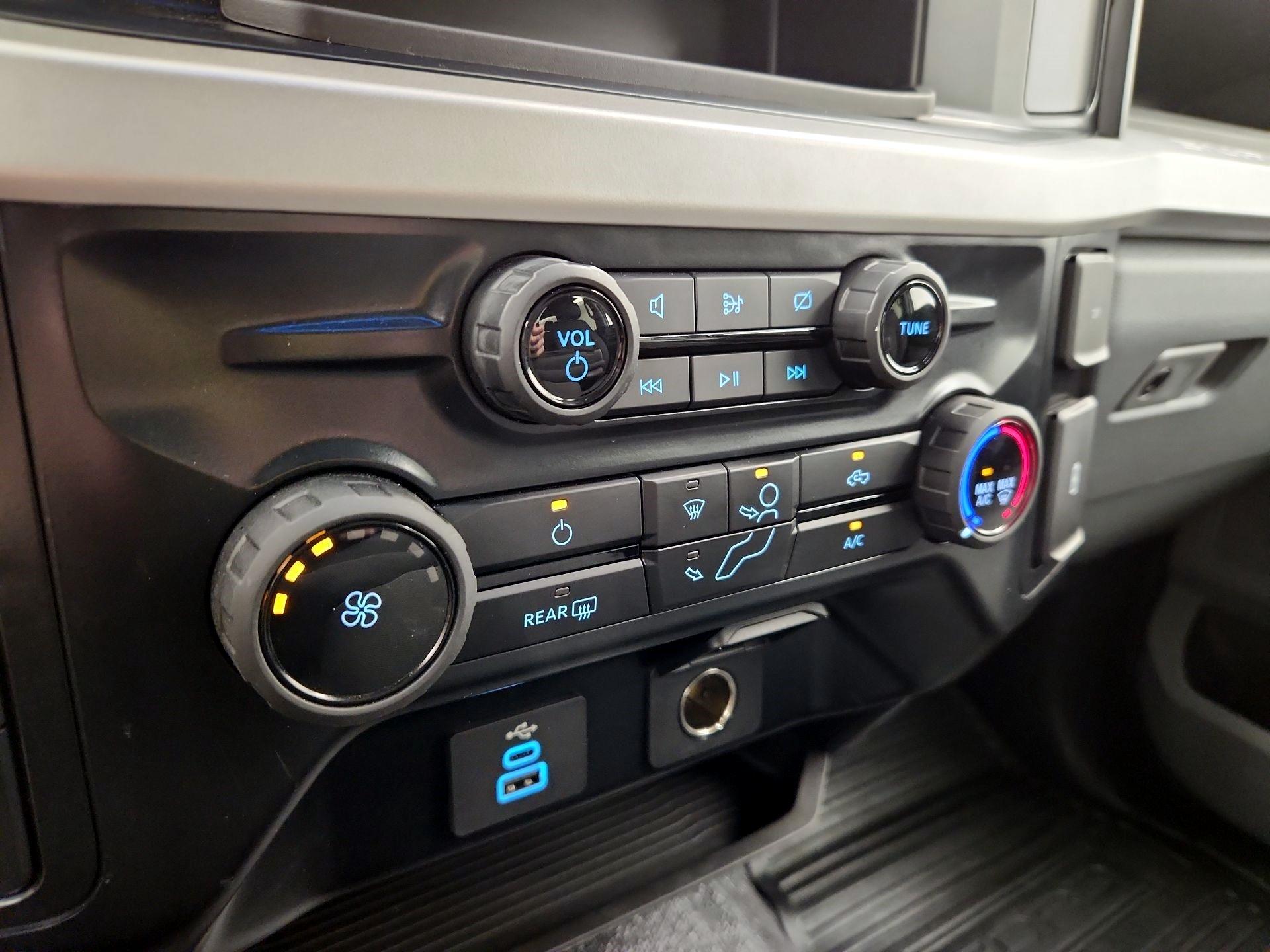 Thumbnail: 2024 Ford F-250 - 16