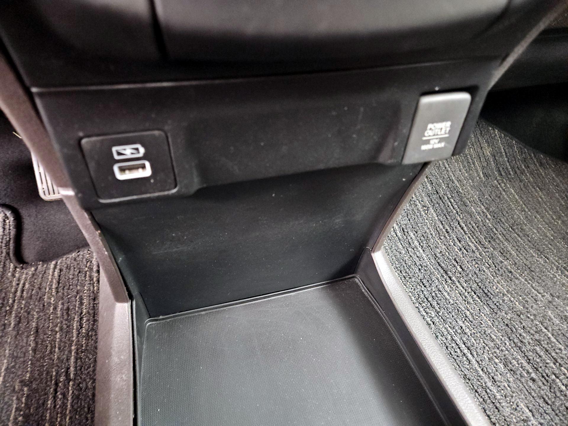 Thumbnail: 2021 Honda Odyssey - 18
