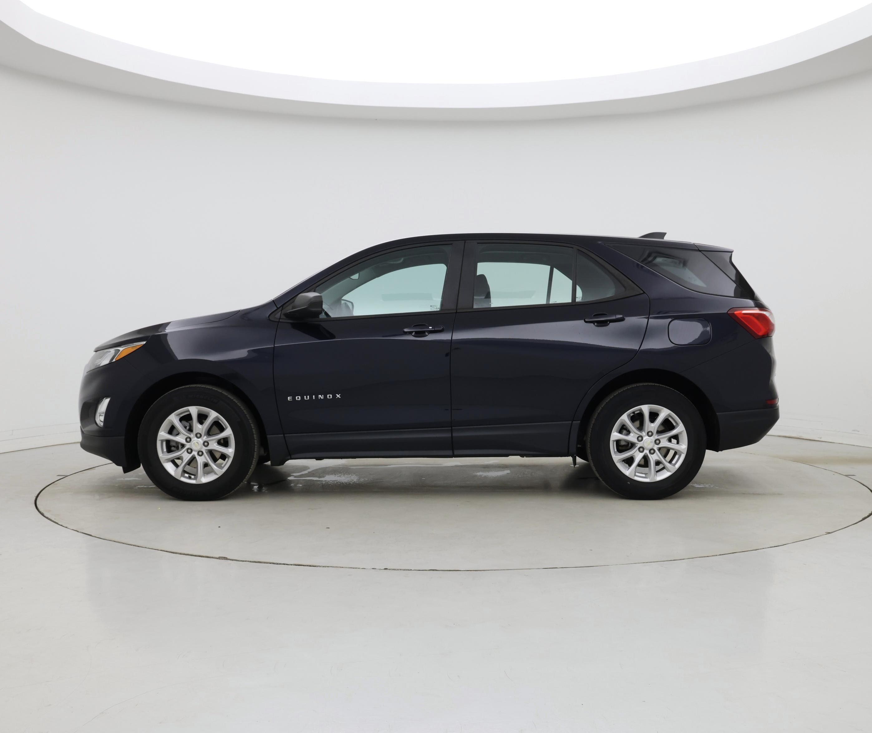 Thumbnail: 2020 Chevrolet Equinox - 3