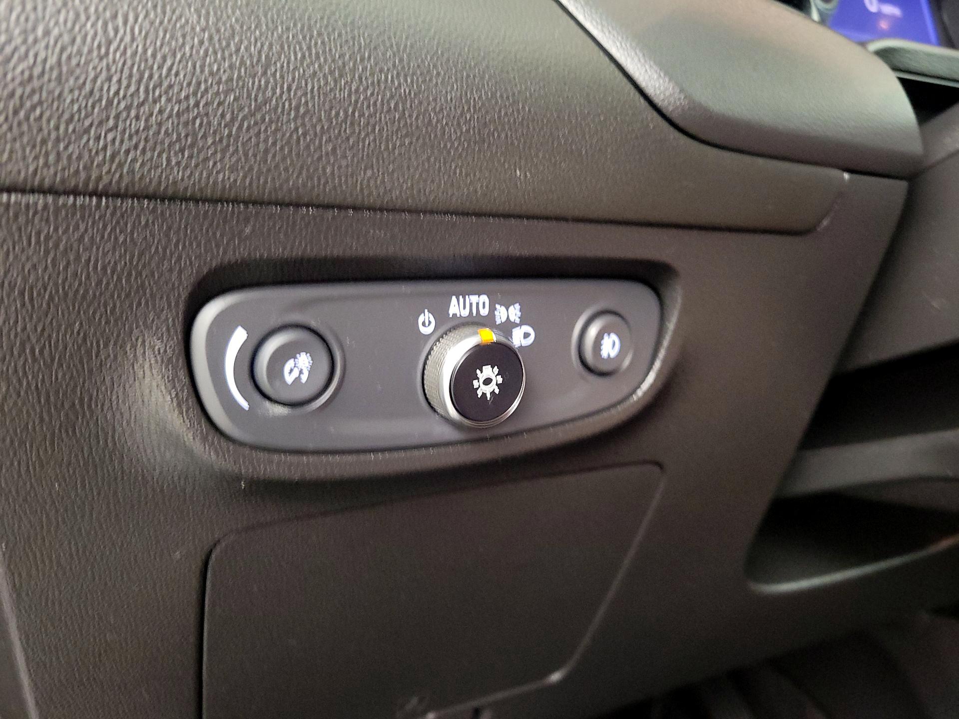 Thumbnail: 2021 Buick Encore GX - 13