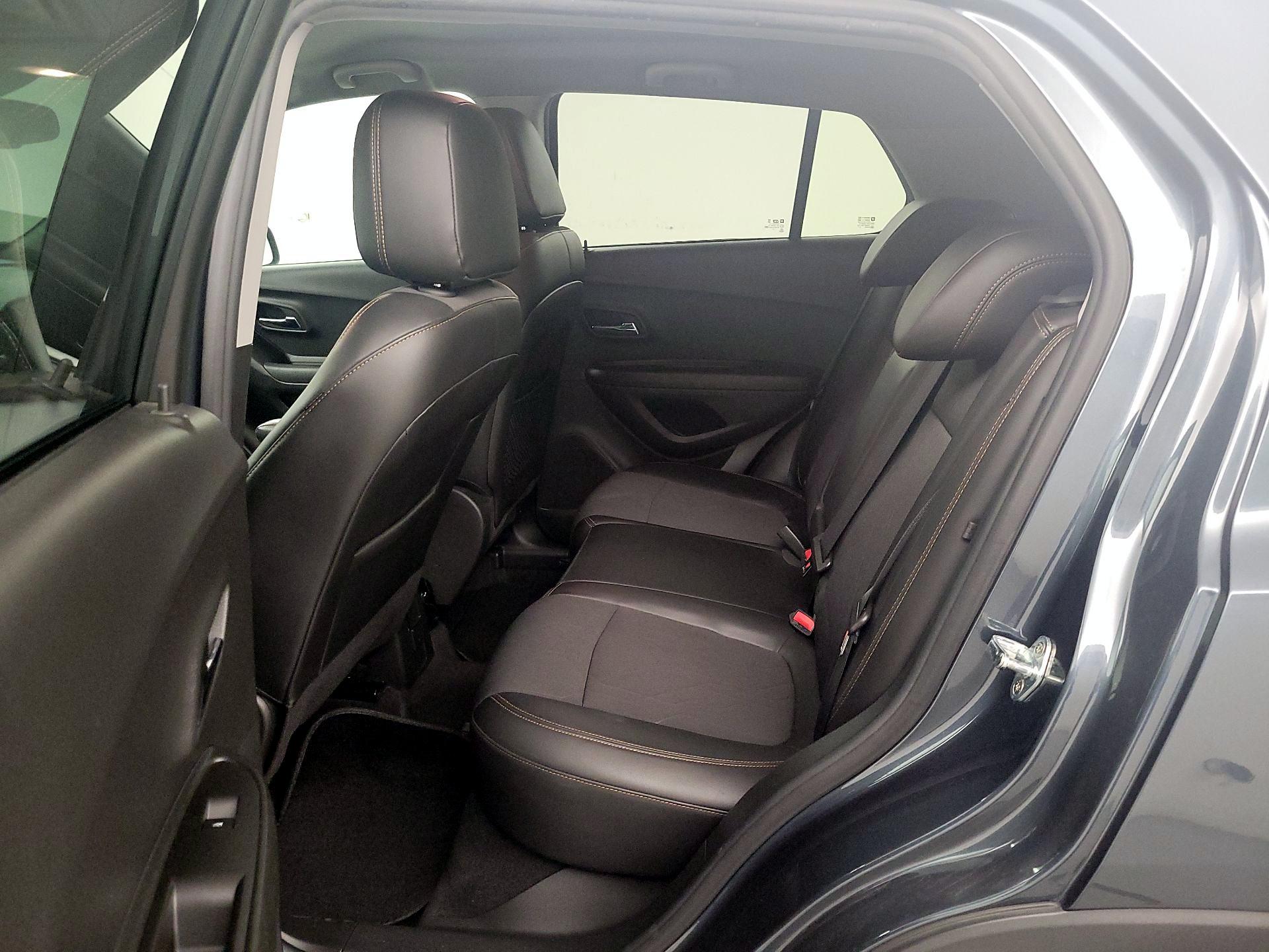 Thumbnail: 2021 Chevrolet Trax - 19