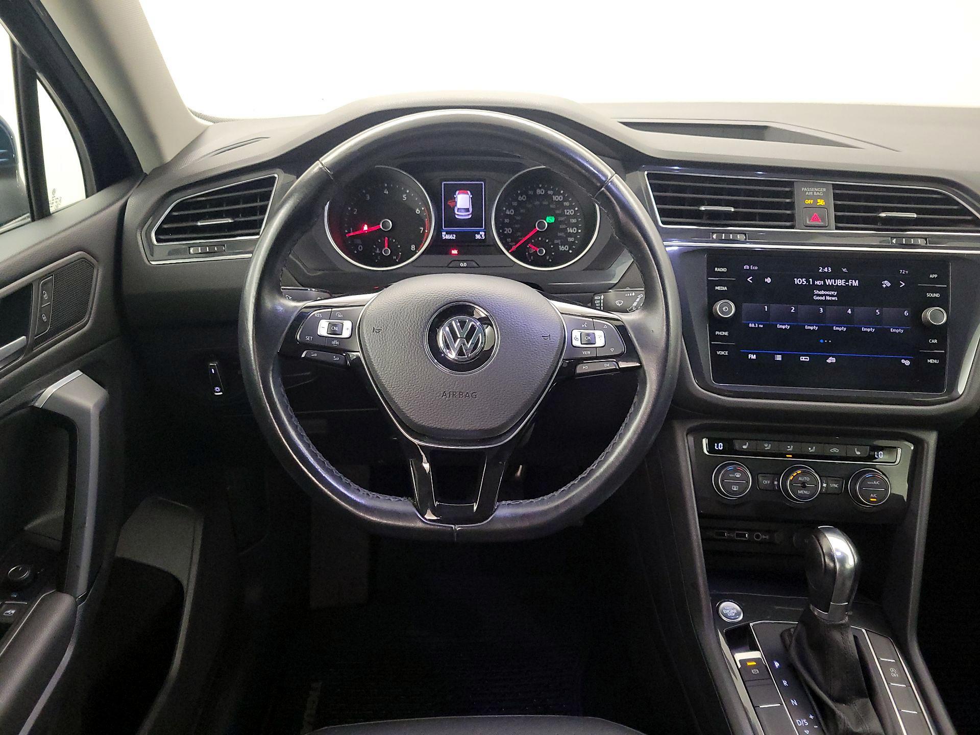 Thumbnail: 2019 Volkswagen Tiguan - 10