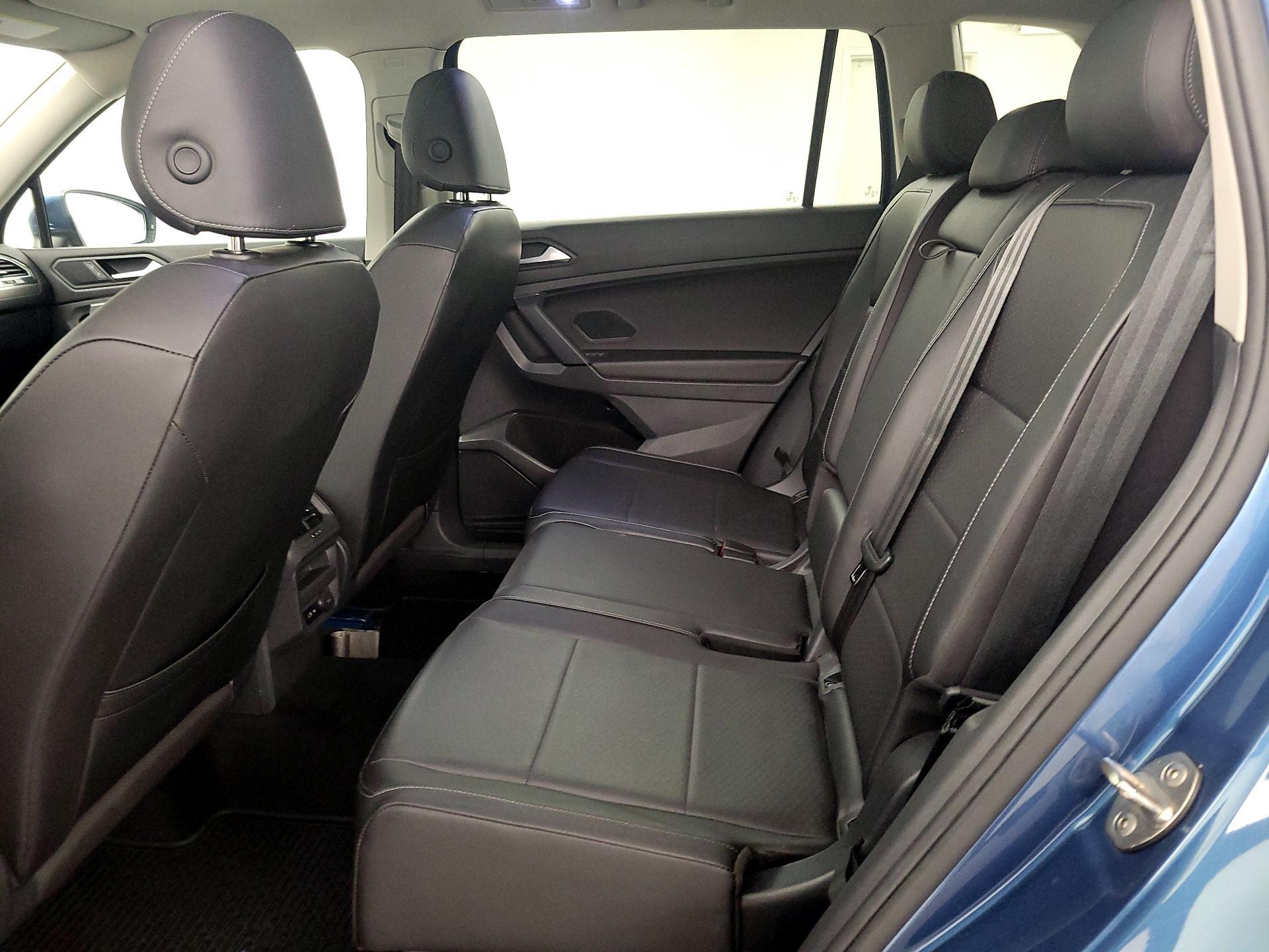 Thumbnail: 2019 Volkswagen Tiguan - 20
