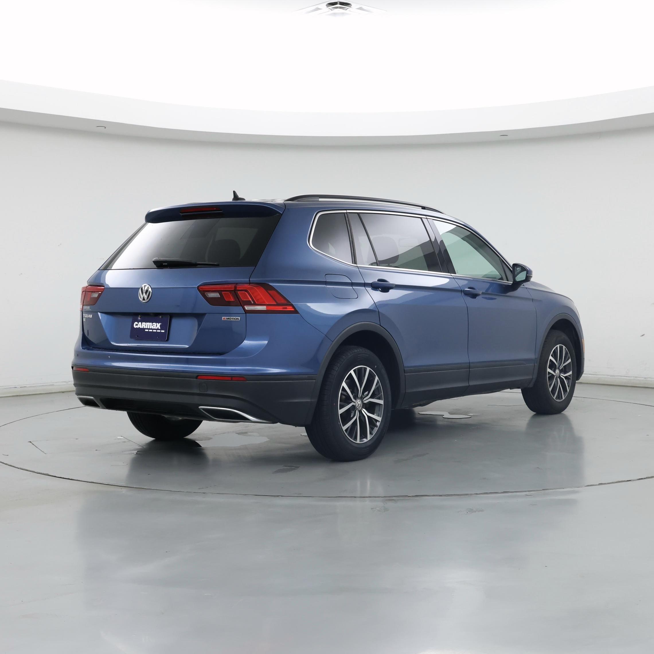 Thumbnail: 2019 Volkswagen Tiguan - 8