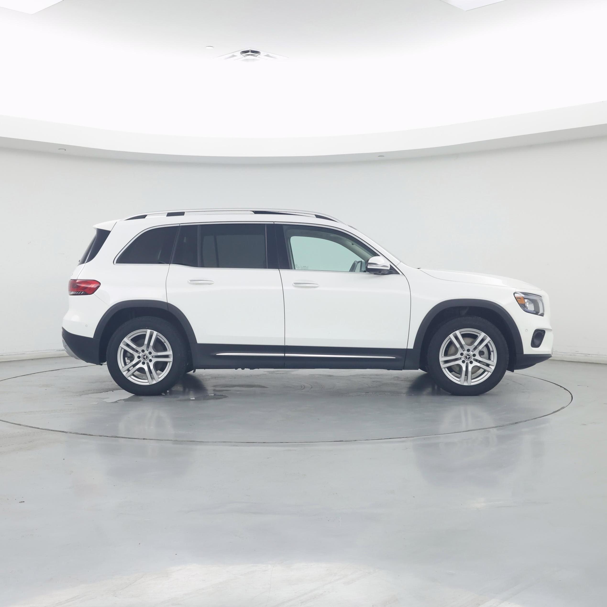 Thumbnail: 2020 Mercedes-Benz GLB - 7