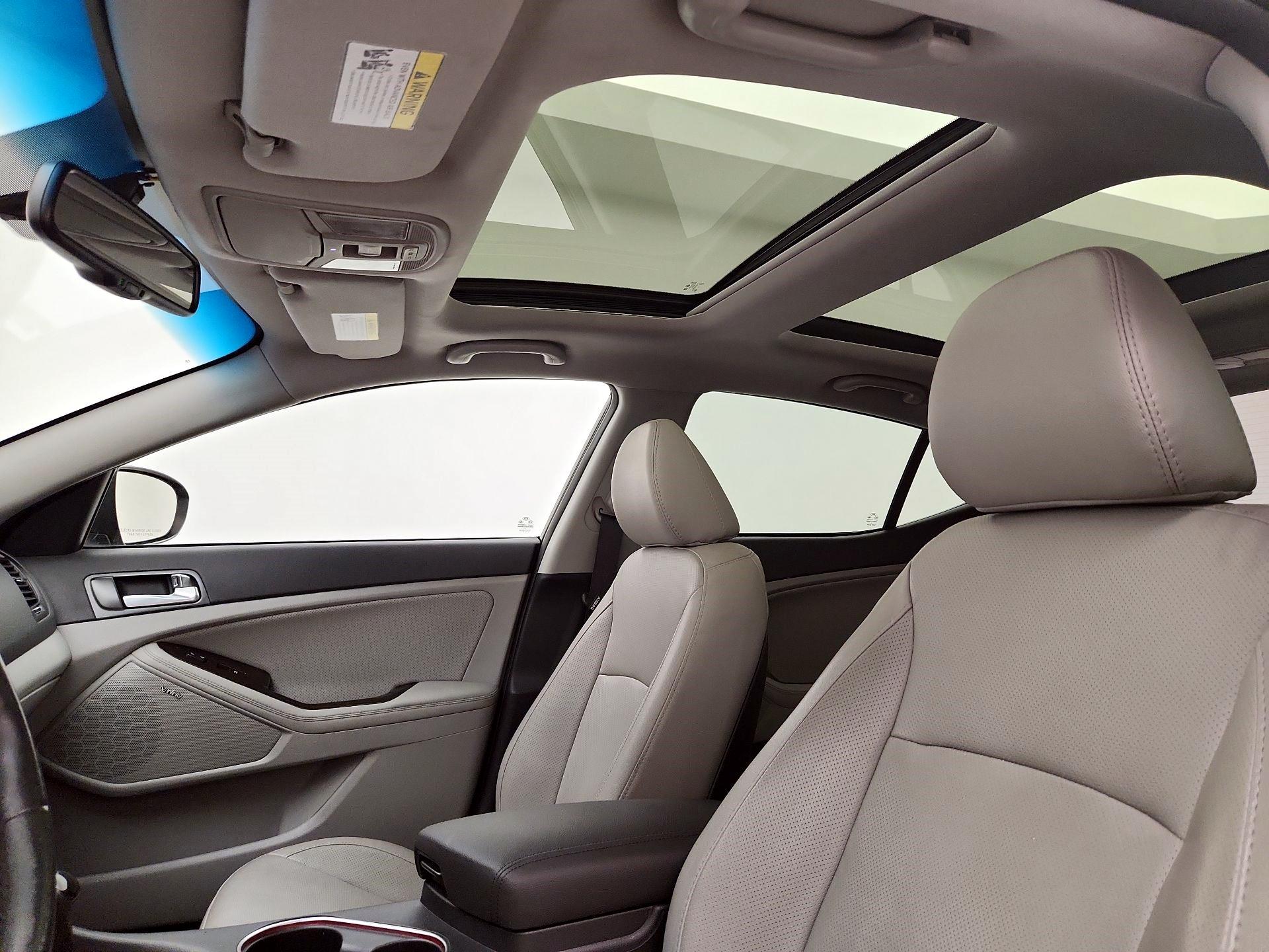 Thumbnail: 2015 Kia Optima - 19