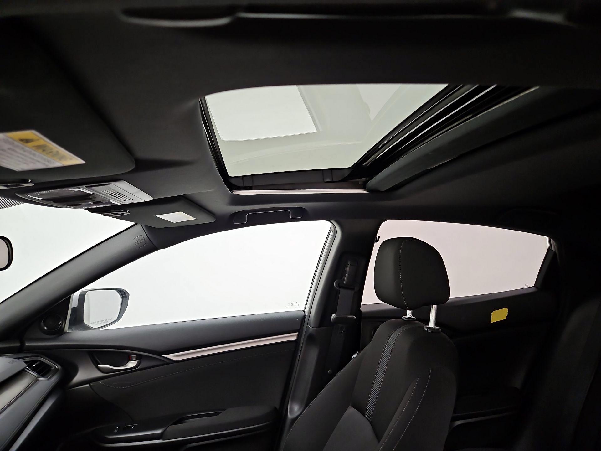 Thumbnail: 2018 Honda Civic - 18