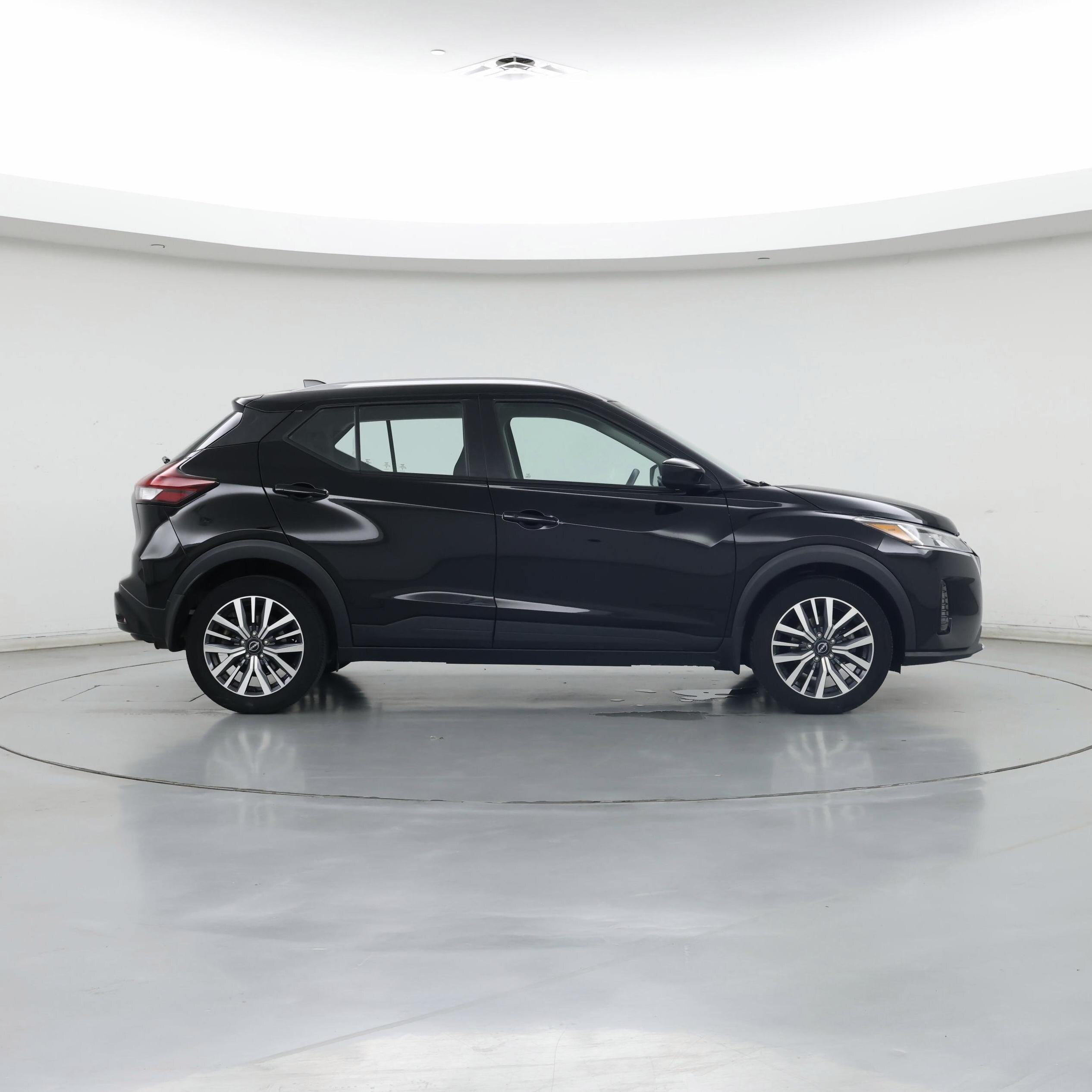 Thumbnail: 2023 Nissan Kicks - 7