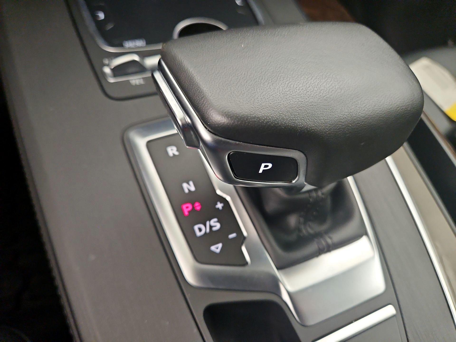 Thumbnail: 2019 Audi Q5 - 18