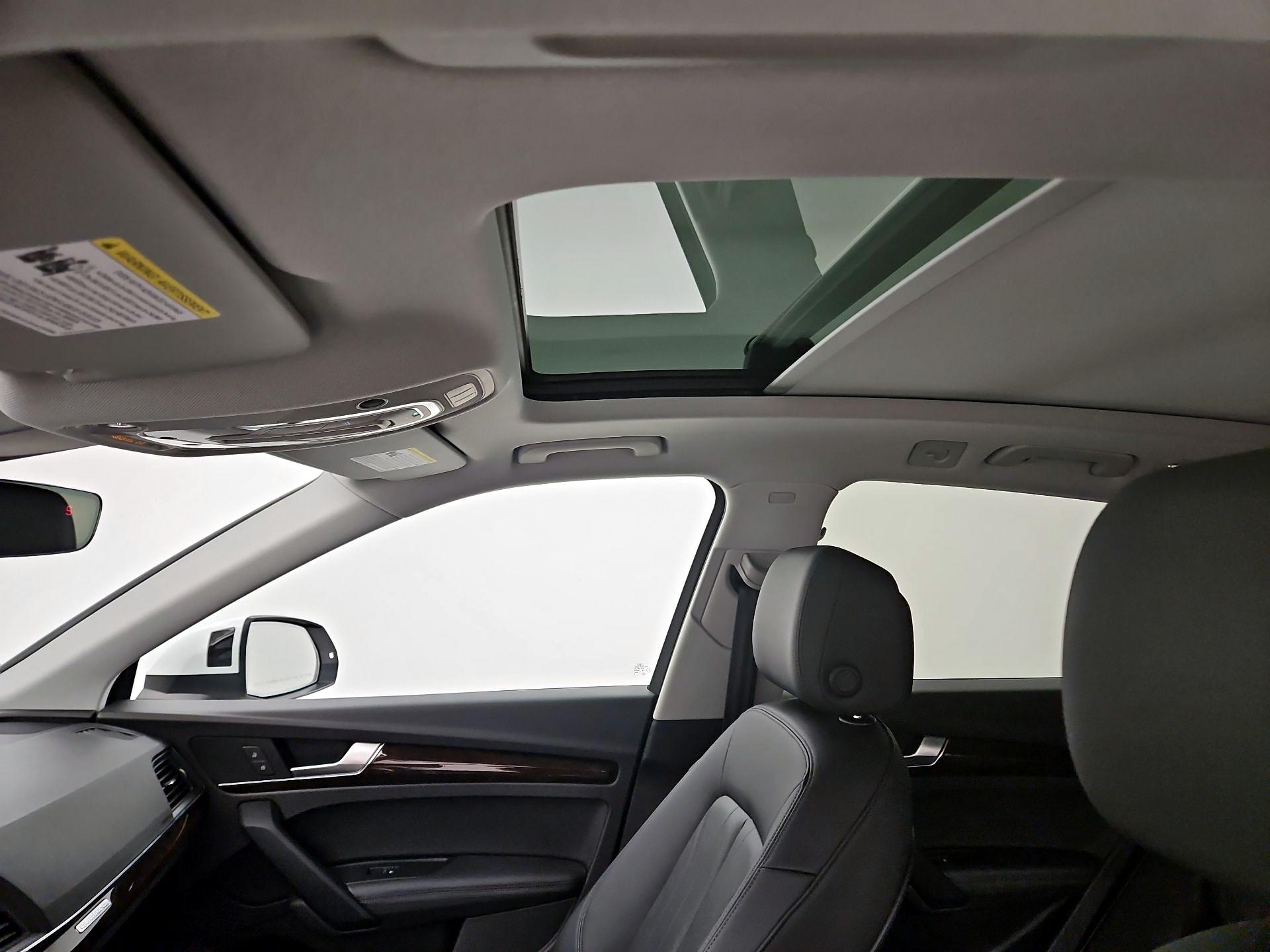 Thumbnail: 2019 Audi Q5 - 20