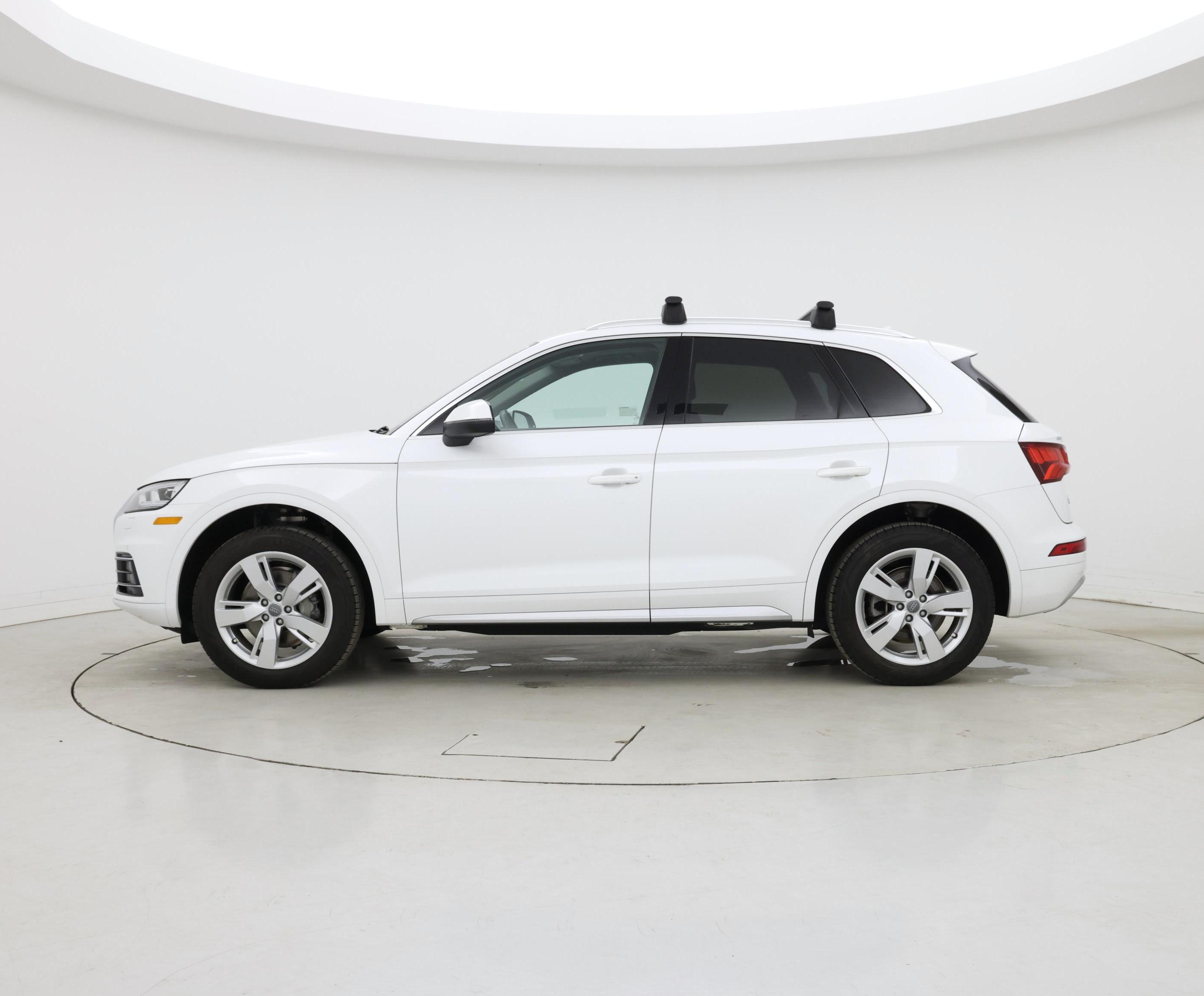 Thumbnail: 2019 Audi Q5 - 3