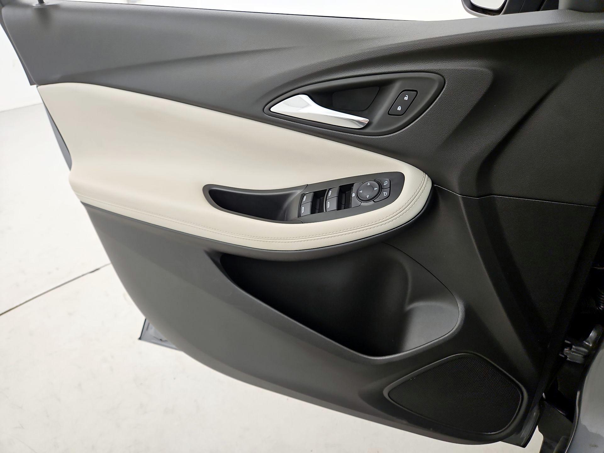 Thumbnail: 2023 Buick Encore GX - 12