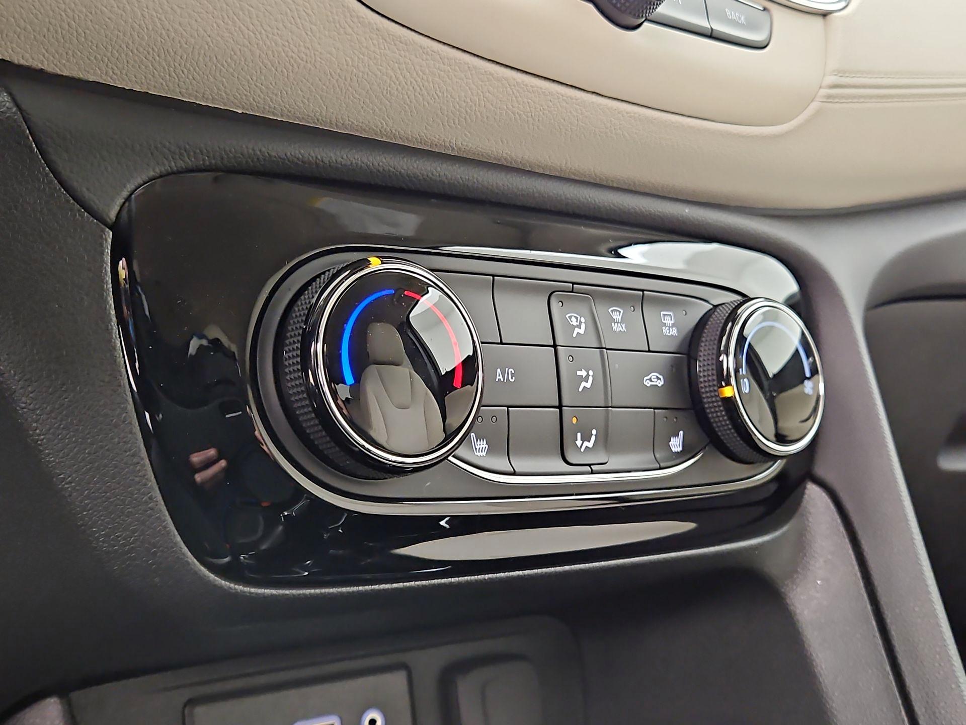 Thumbnail: 2023 Buick Encore GX - 16