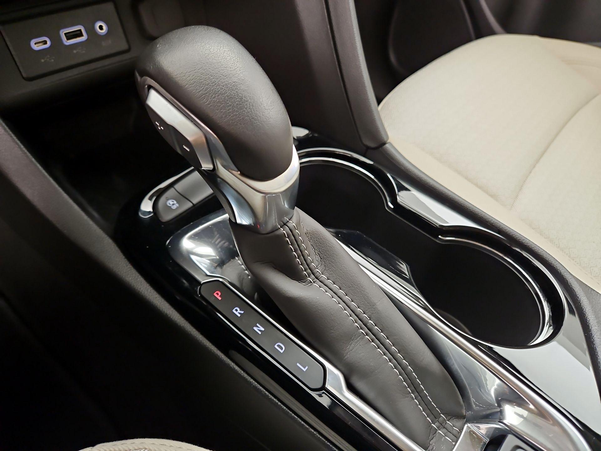 Thumbnail: 2023 Buick Encore GX - 17