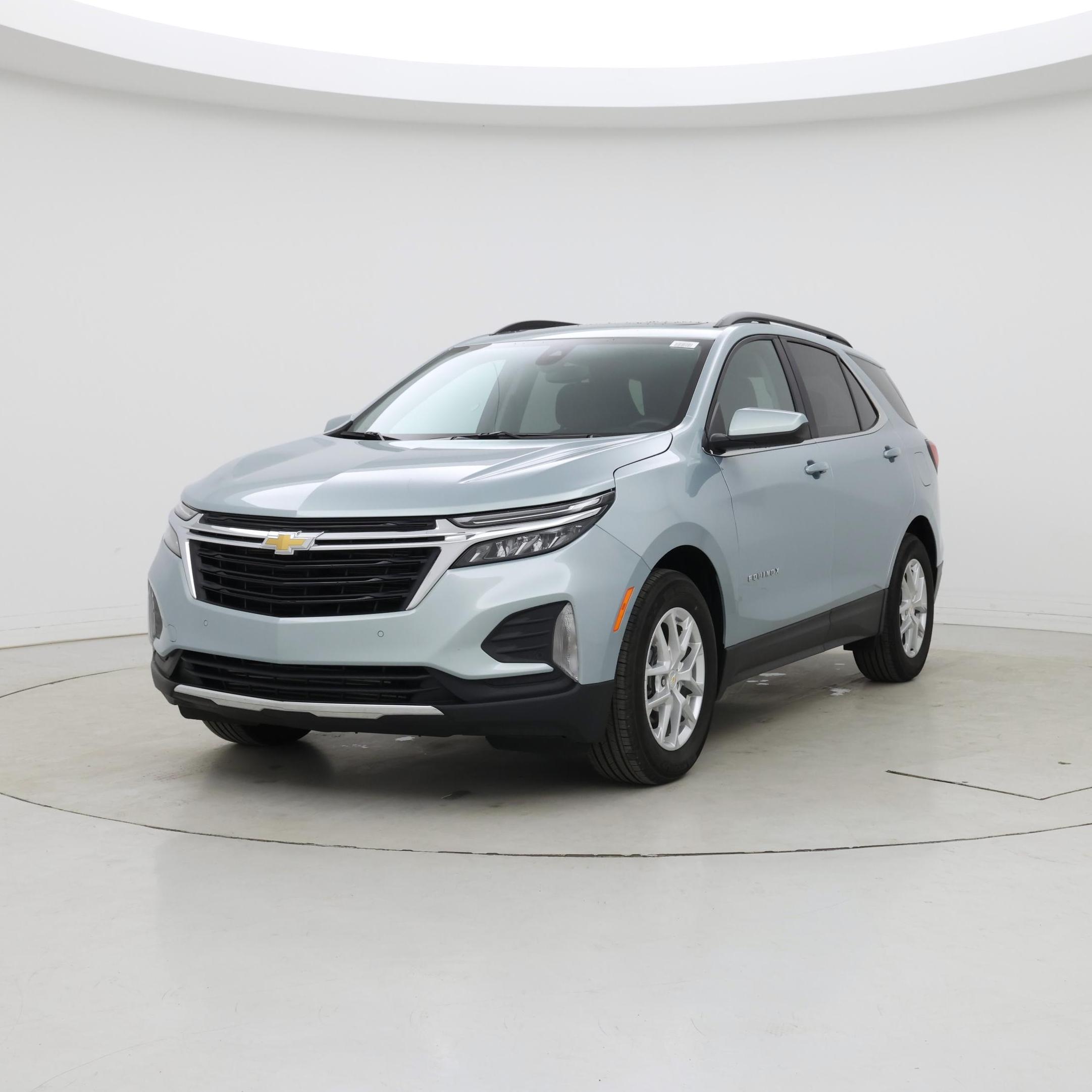 Thumbnail: 2022 Chevrolet Equinox - 4