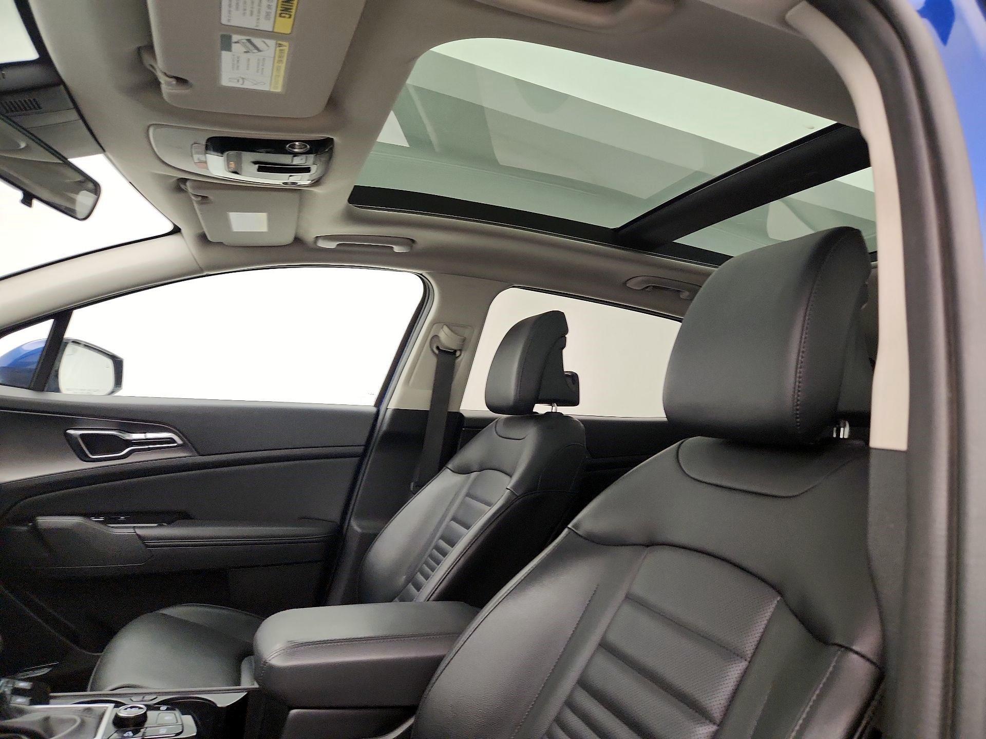 Thumbnail: 2023 Kia Sportage - 20