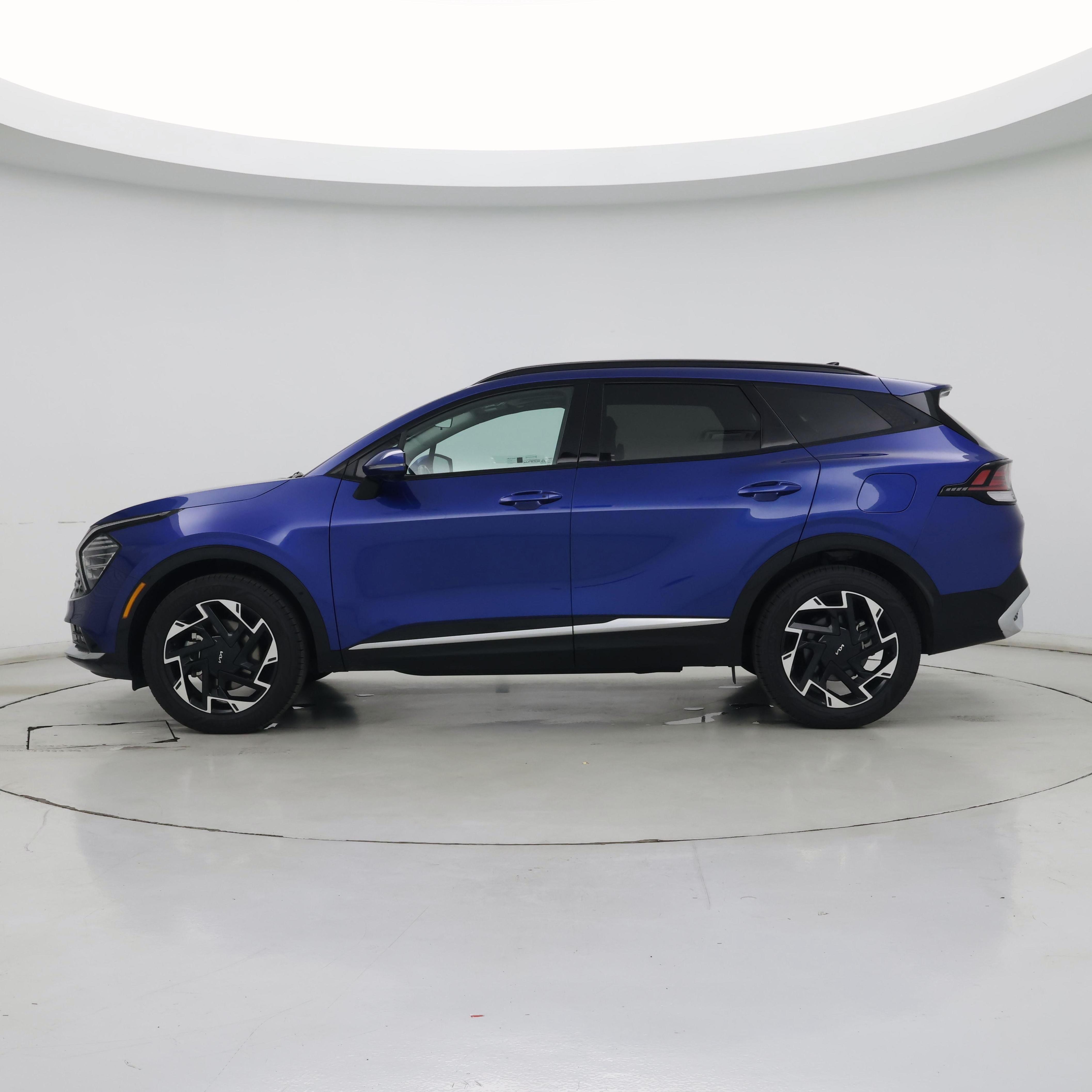 Thumbnail: 2023 Kia Sportage - 3