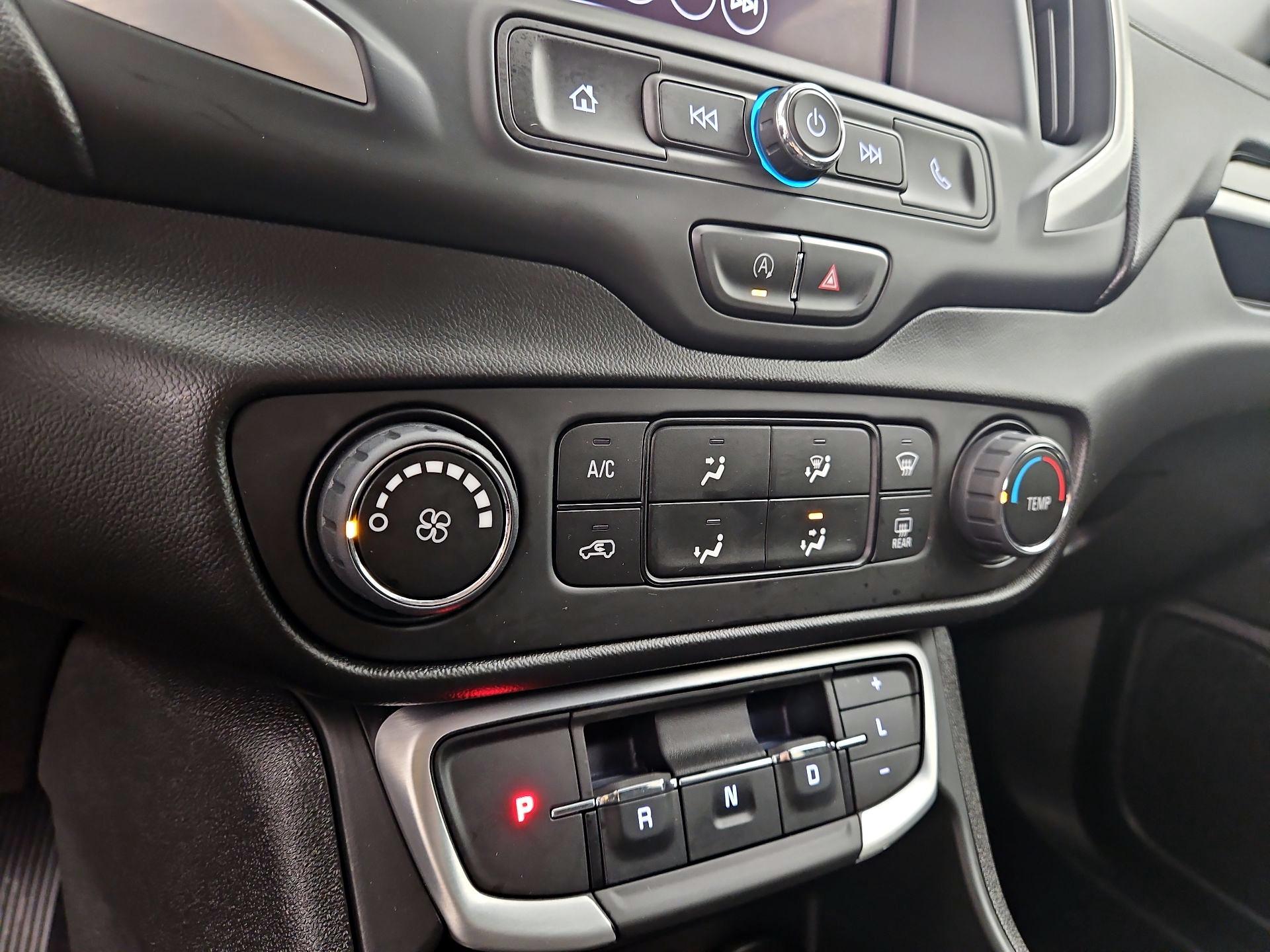 Thumbnail: 2022 GMC Terrain - 16