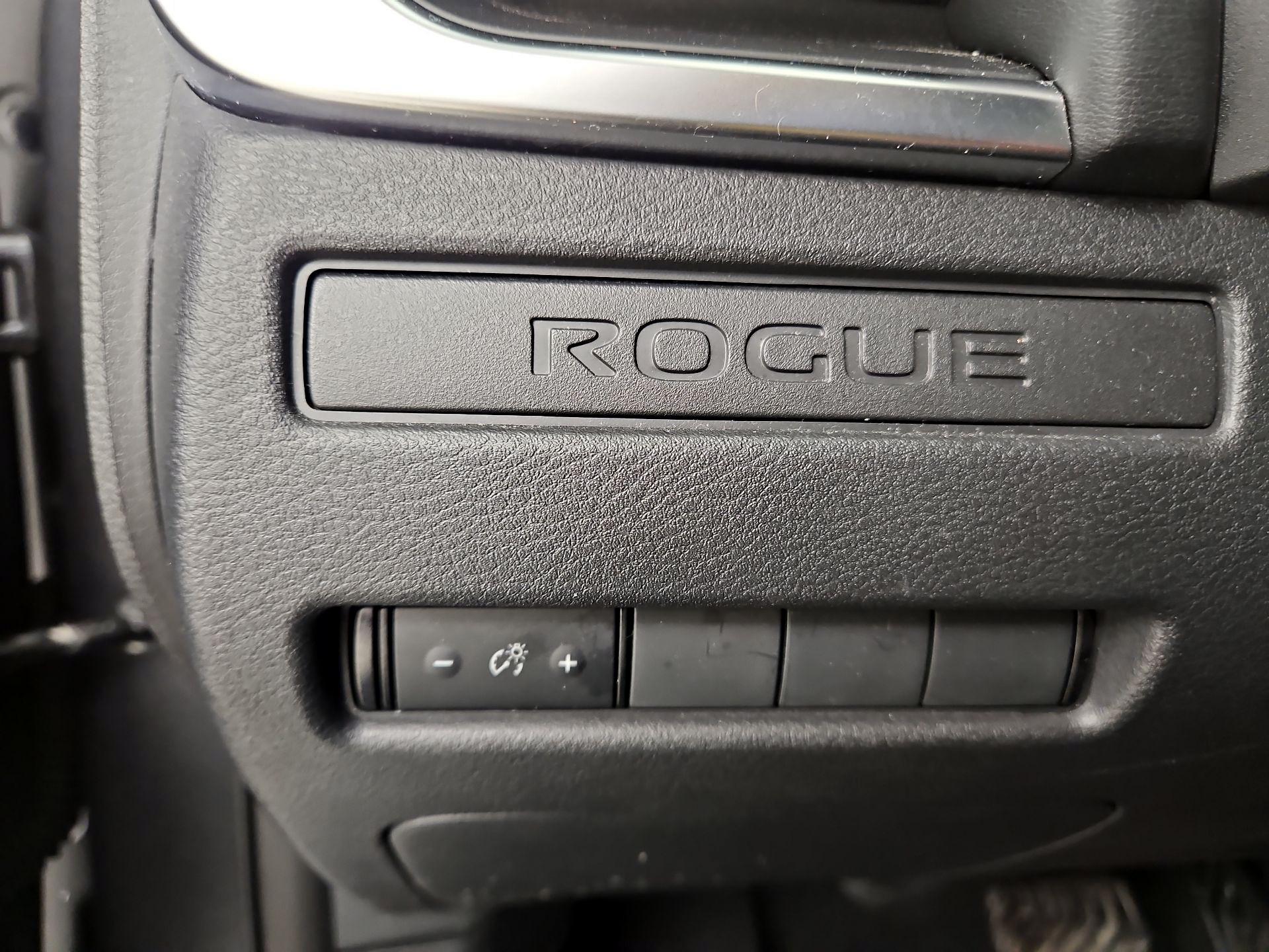 Thumbnail: 2023 Nissan Rogue - 13