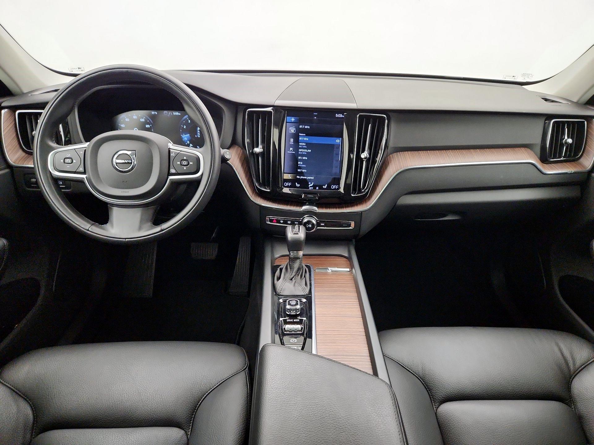 Thumbnail: 2021 Volvo XC60 - 9